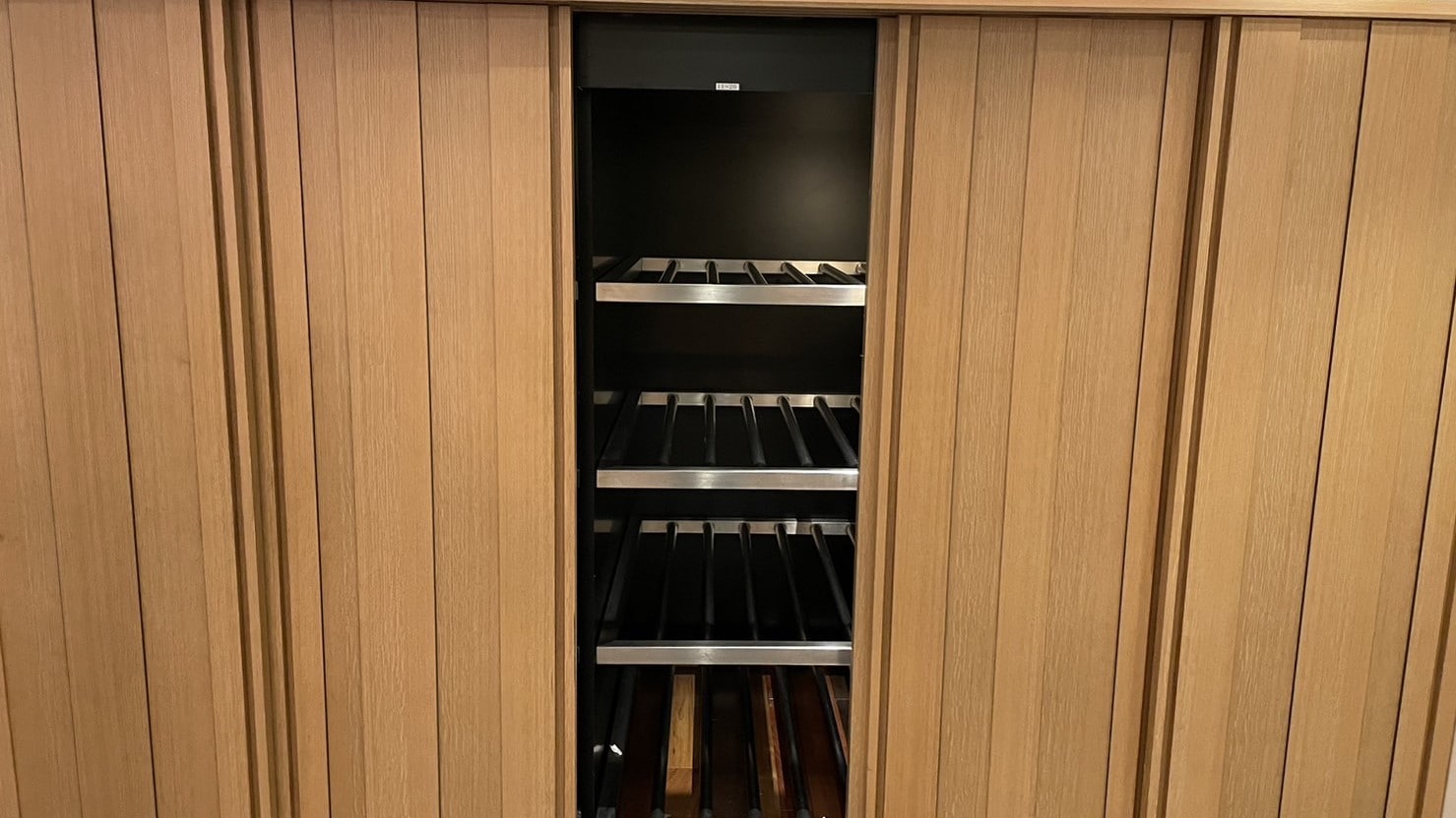 1F Luggage Storage
