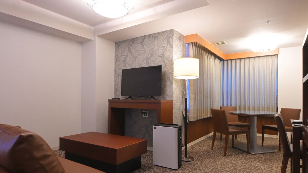 [Newly renovated in July 2023] Tower building 5F 4 bedrooms (51 sqm)