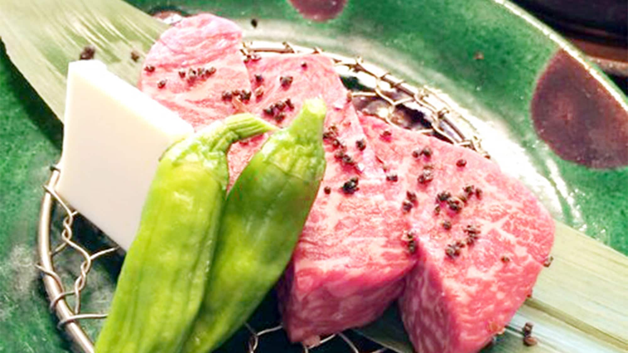[Perjamuan (contoh)] Panggangan batu daging sapi domestik