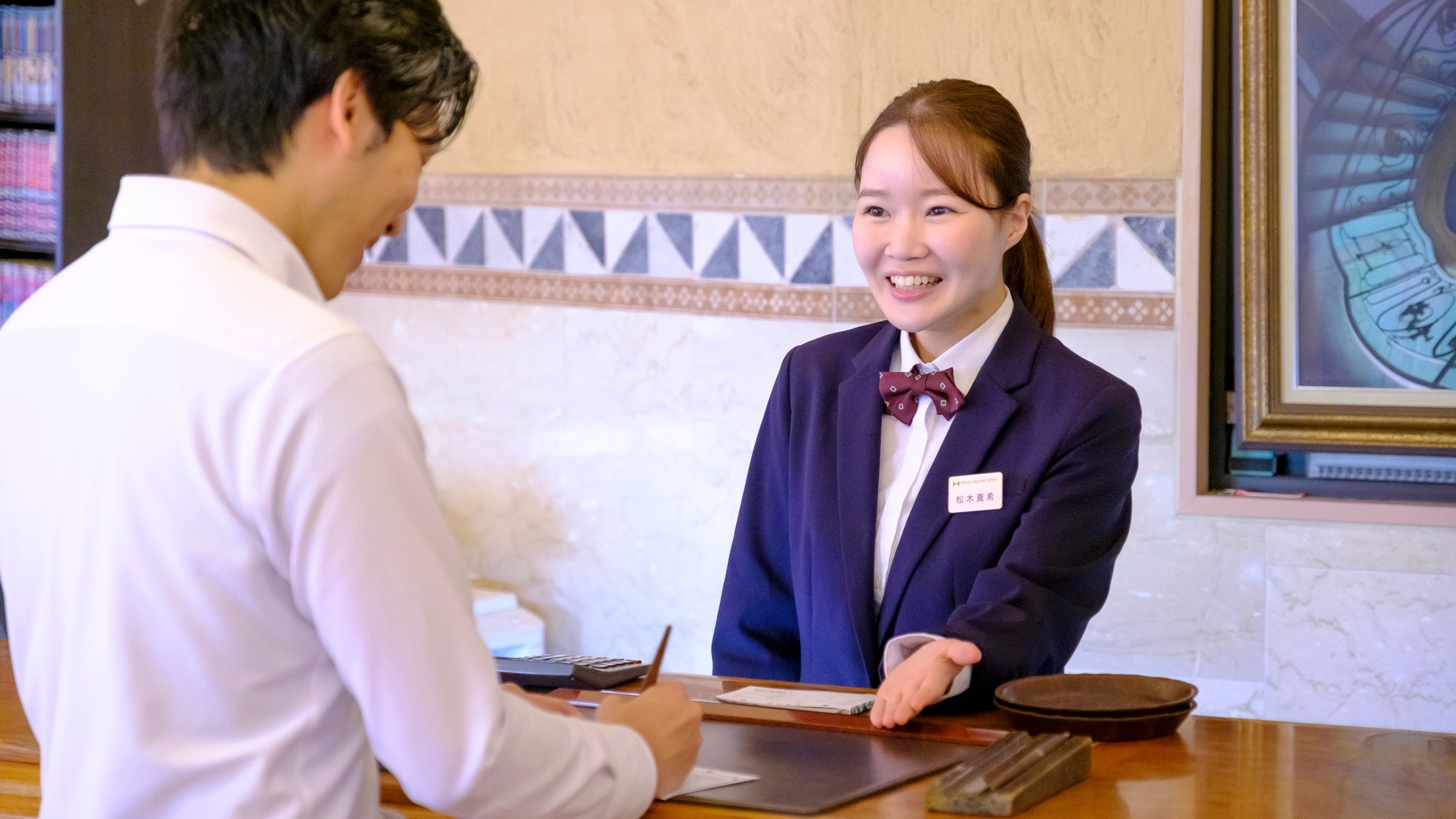 We offer our utmost hospitality. Our front desk staff is available 24 hours a day to assist you.