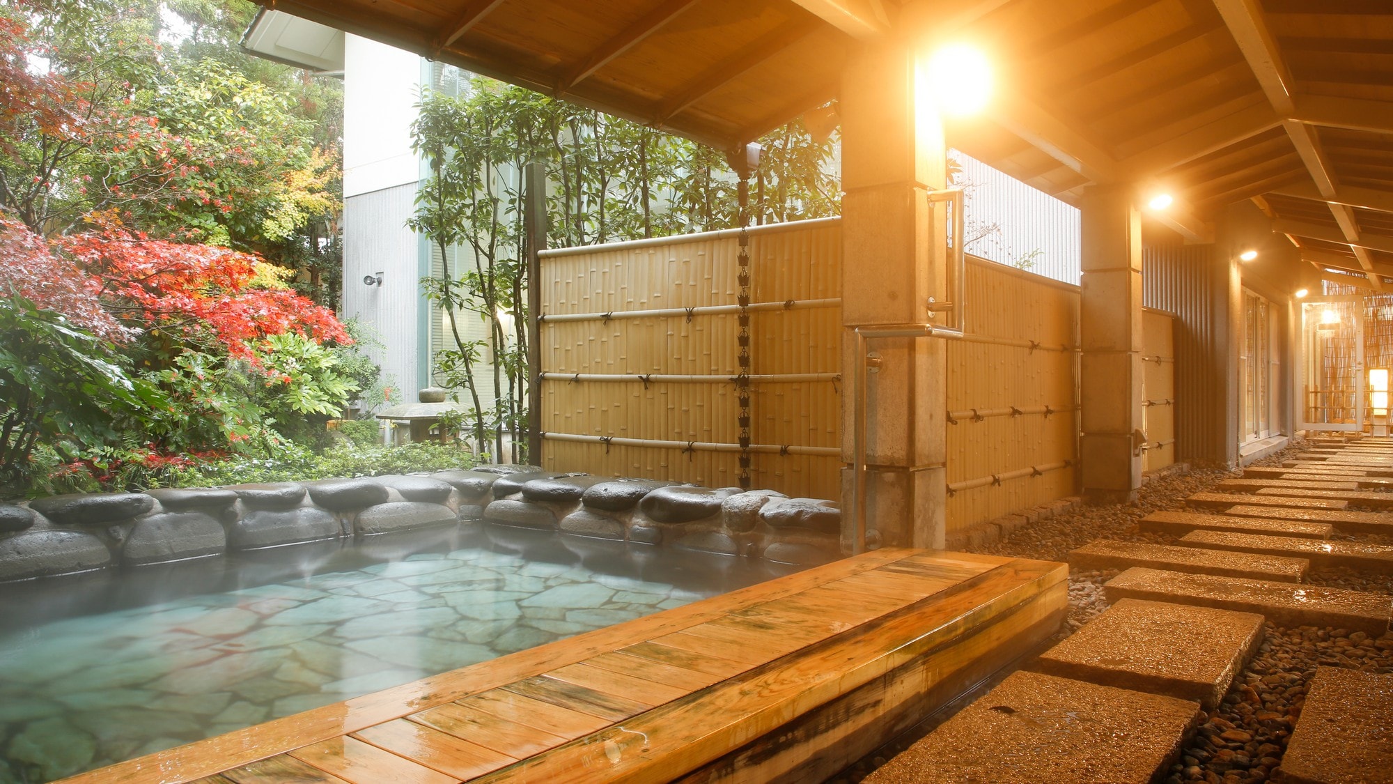 The open-air bath can be reached by the passage leading from the large communal bath.
