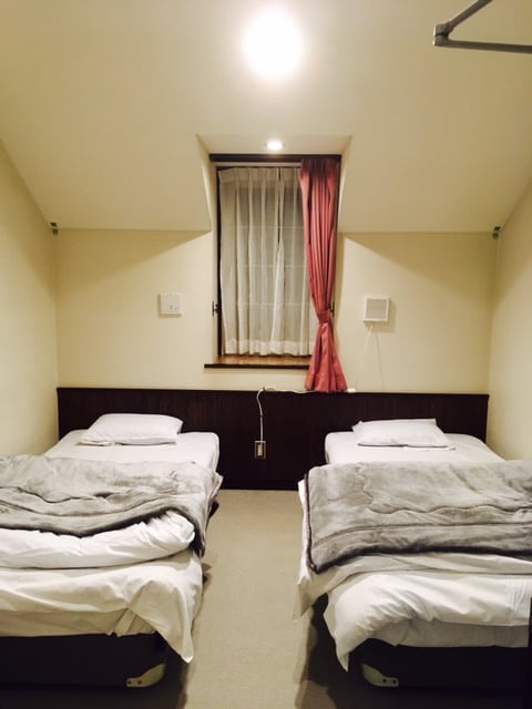 Single or double room (twin)