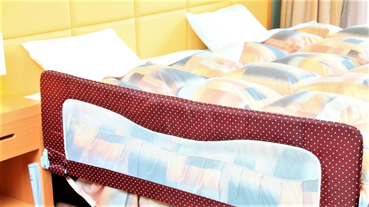 [Kamar anak-anak] Pelindung tempat tidur membuatnya aman untuk bayi.