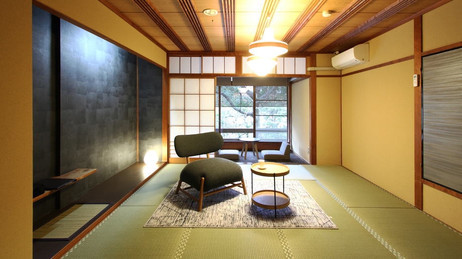 [Modern Japanese-style room West Building] Japanese-style room with 8 tatami mats.