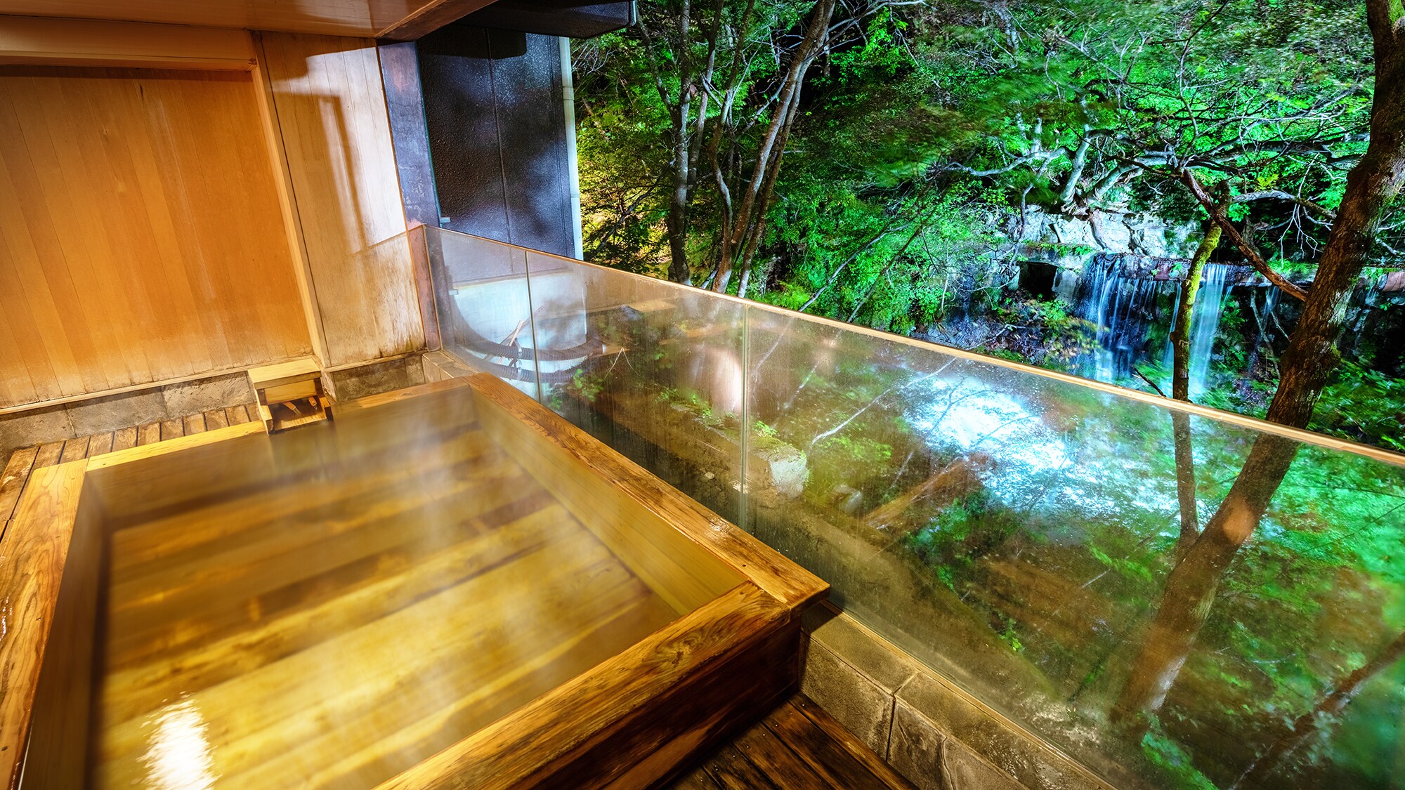 ■姊妹飯店「Harataki」的私人浴室■您也可以使用距離飯店步行 3 分鐘的「Harataki」的私人浴室。