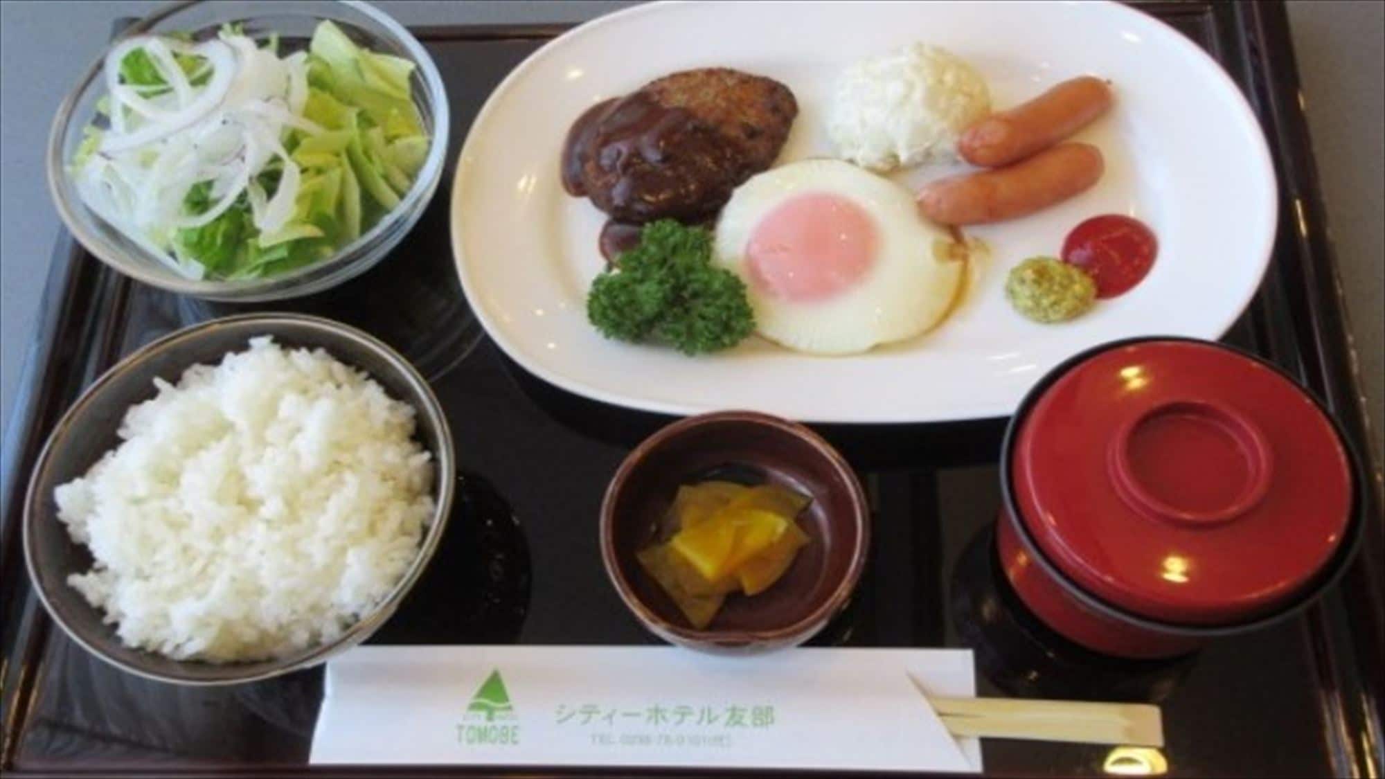 早餐：西式米飯套餐