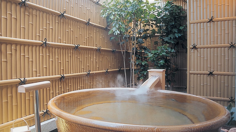 Hakuun no Yakata, Phòng kiểu phương Tây có bồn tắm suối nước nóng ngoài trời, Phòng 338 (phòng kiểu phương Tây, có nhà vệ sinh), không hút thuốc