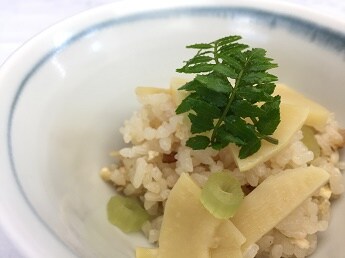 米饭（竹笋饭的例子）
