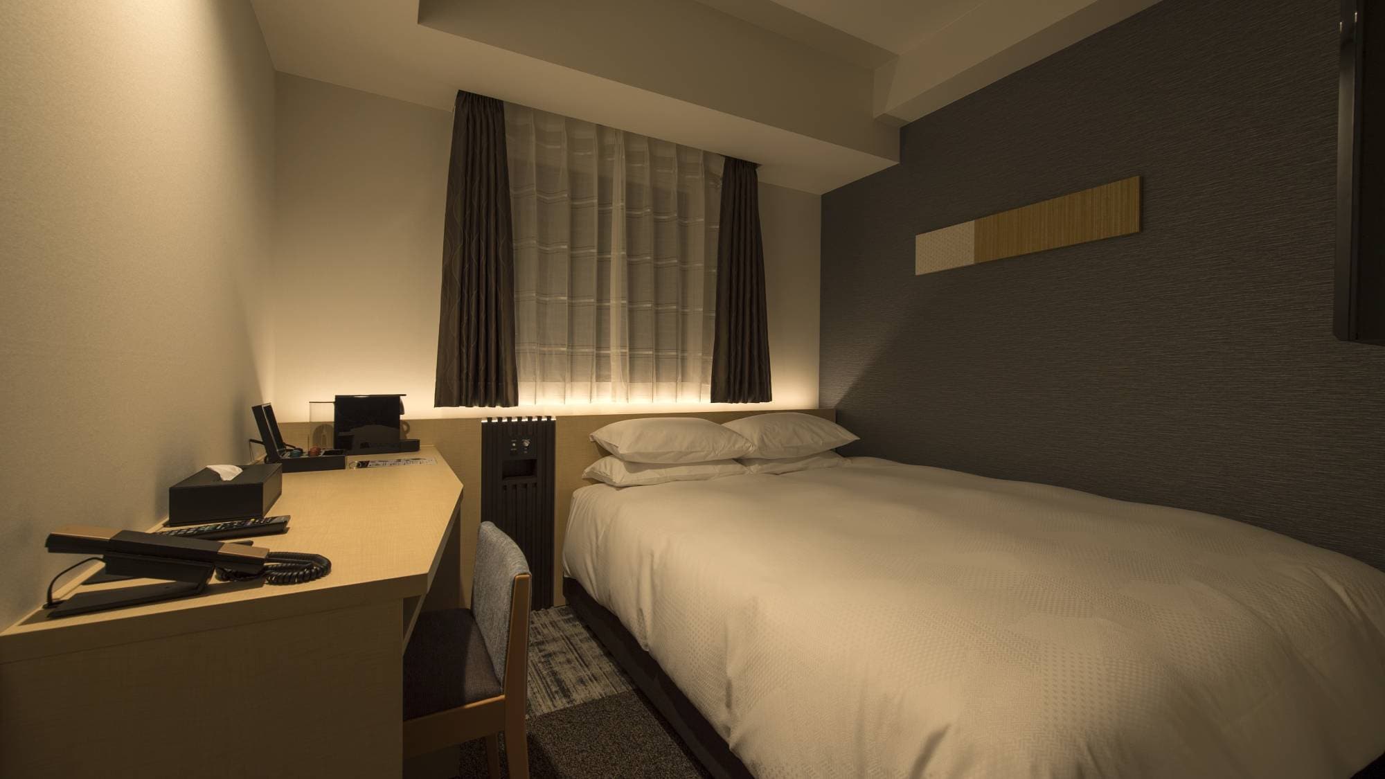 Double Room (Night)
