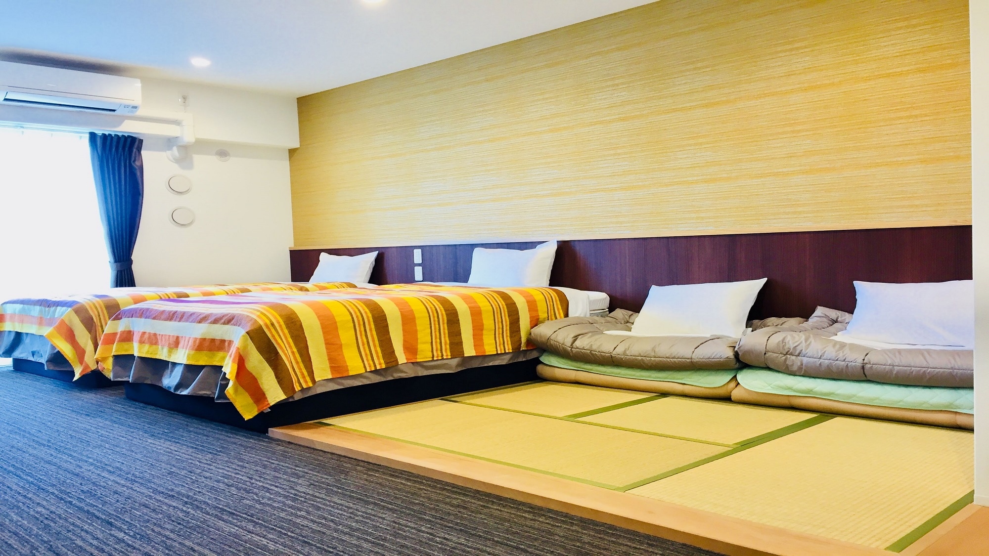 Kamar Jepang dan Barat Untuk 3 orang atau lebih, siapkan futon di ruang tatami. (Maksimum 2 lembar)
