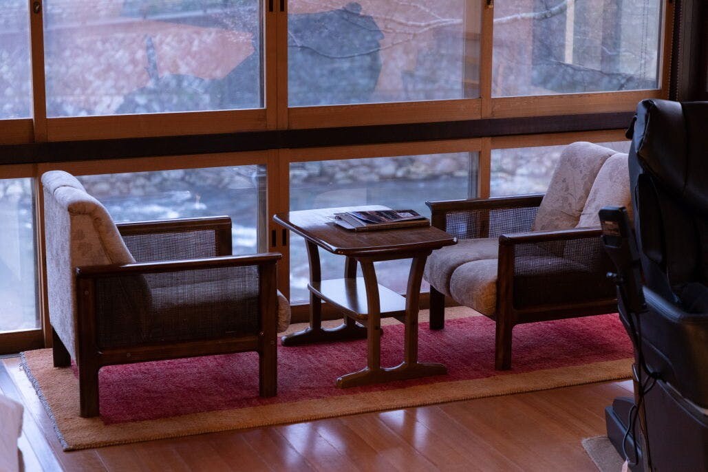 带按摩椅的日式现代西式房间