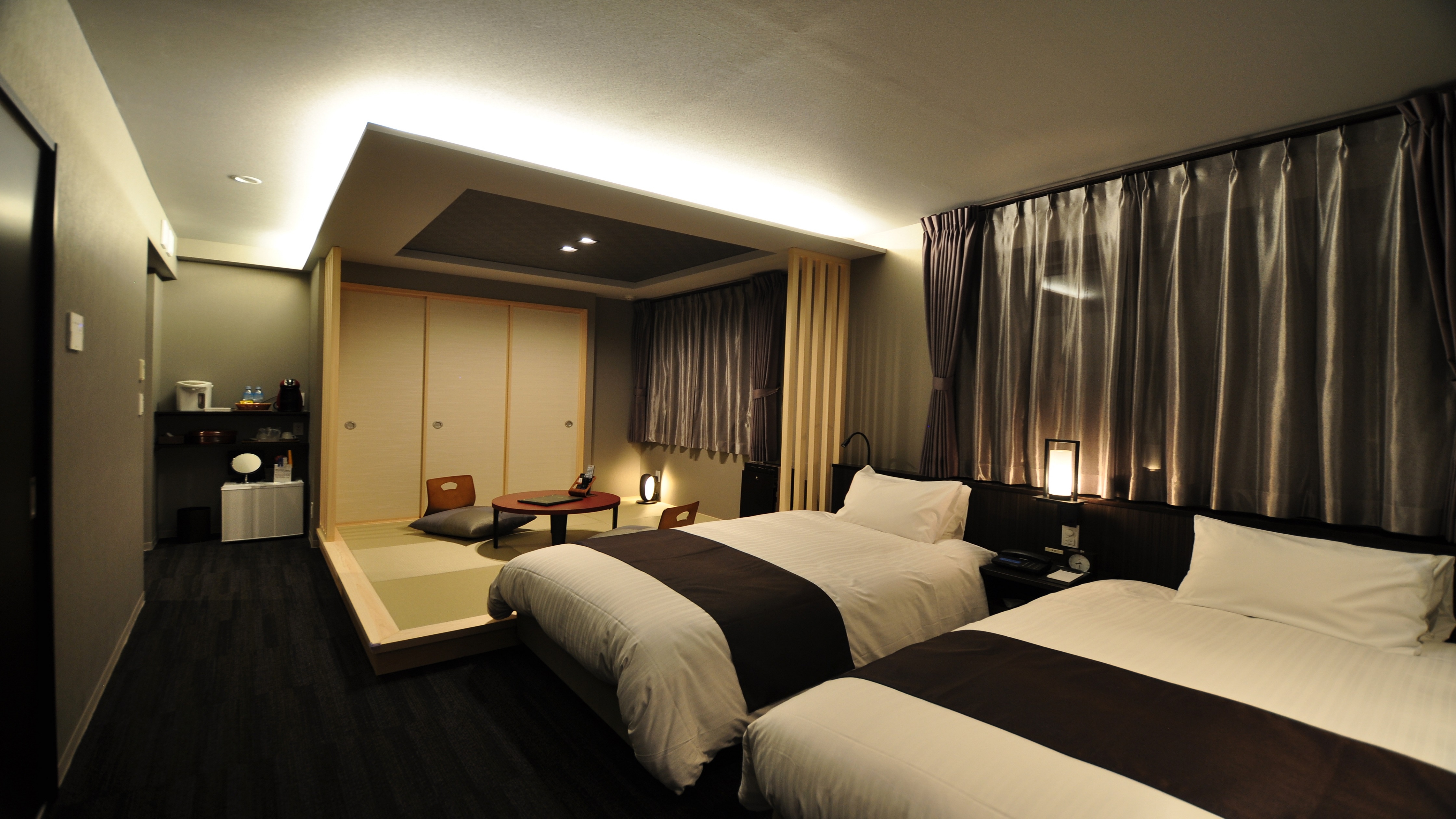 ★ [Non-smoking] Modern Japanese-Western style room ③