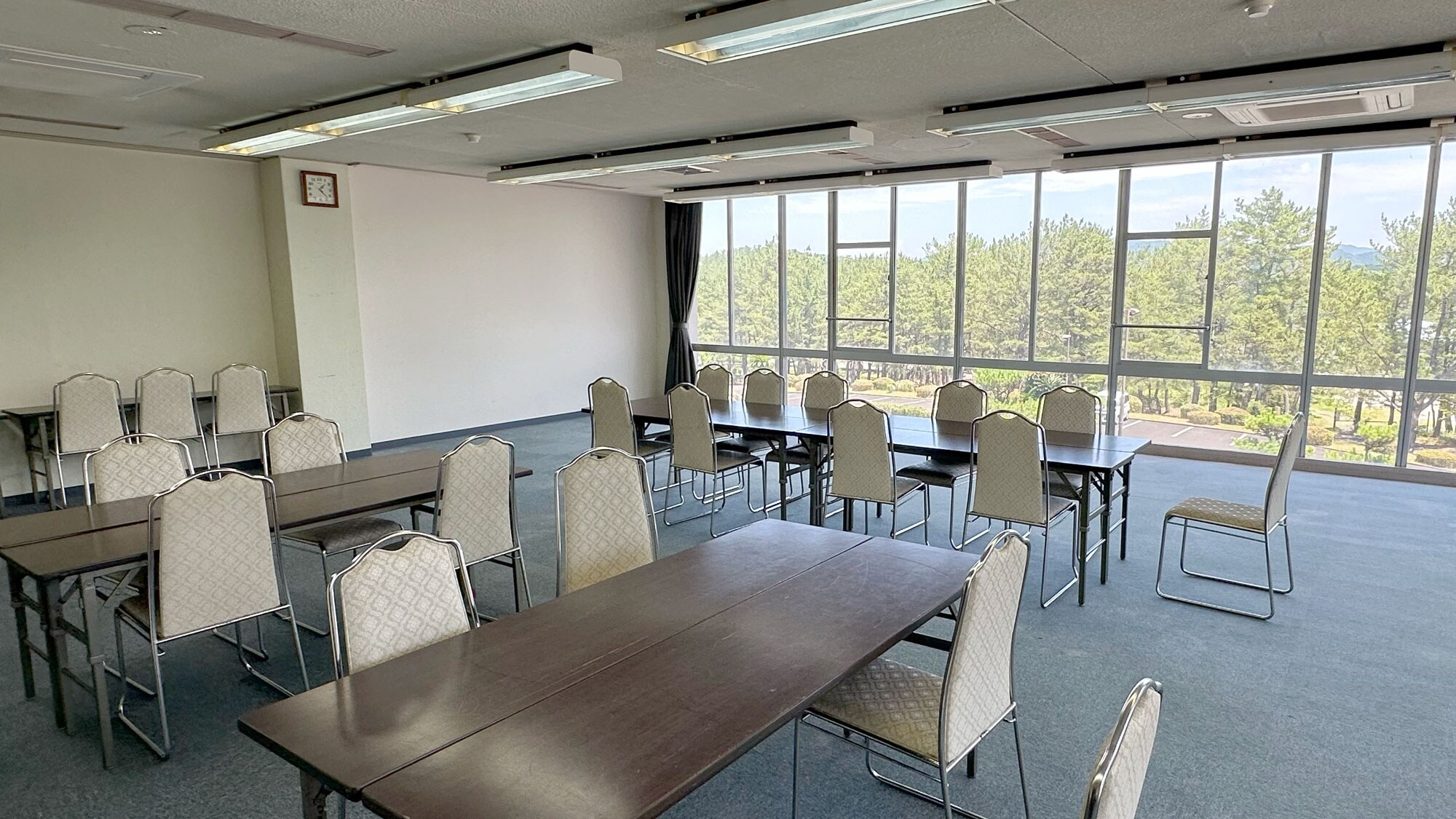 Meeting rooms: Available for meetings, conferences, and other purposes.
