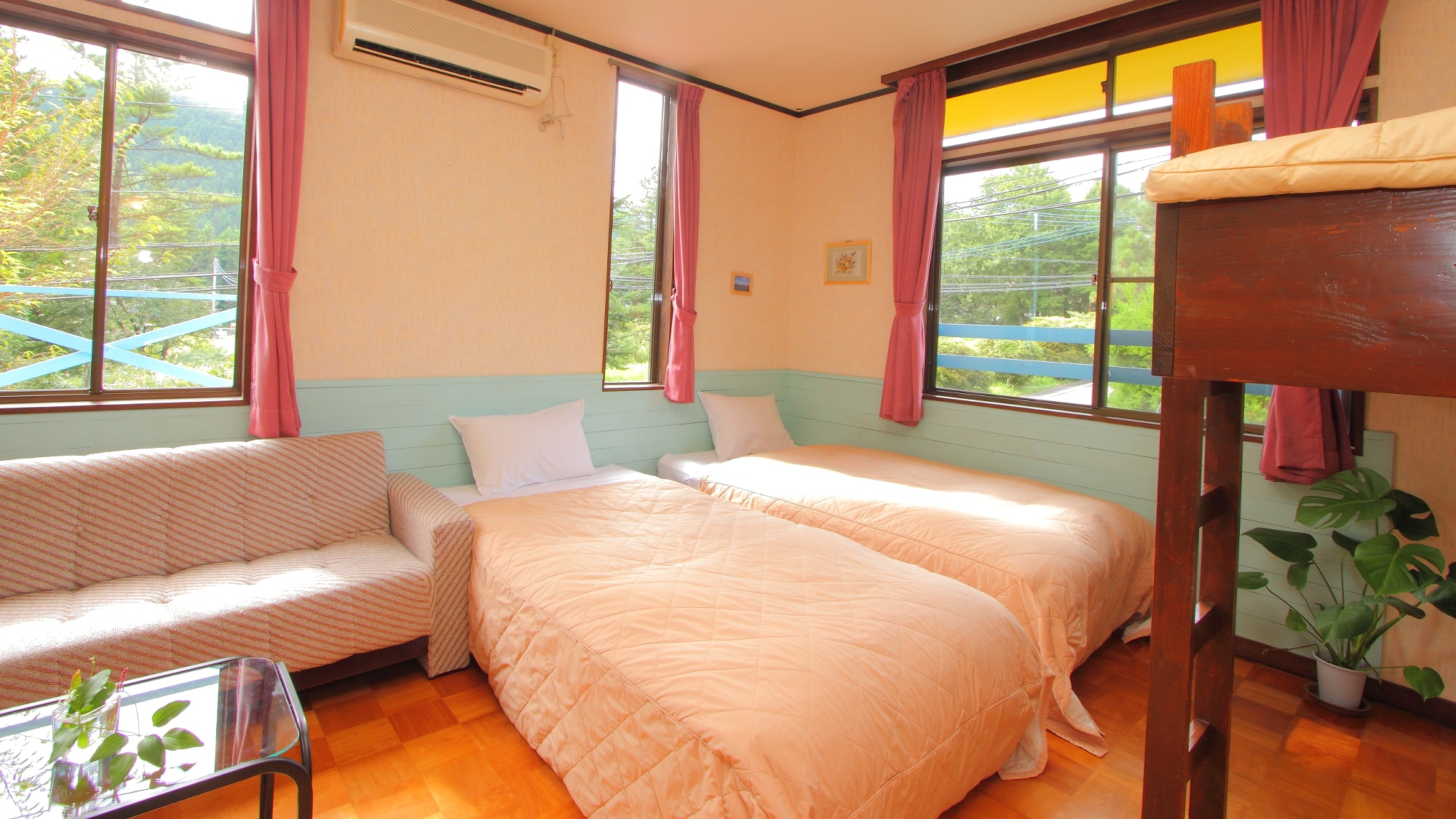 Western-style room example