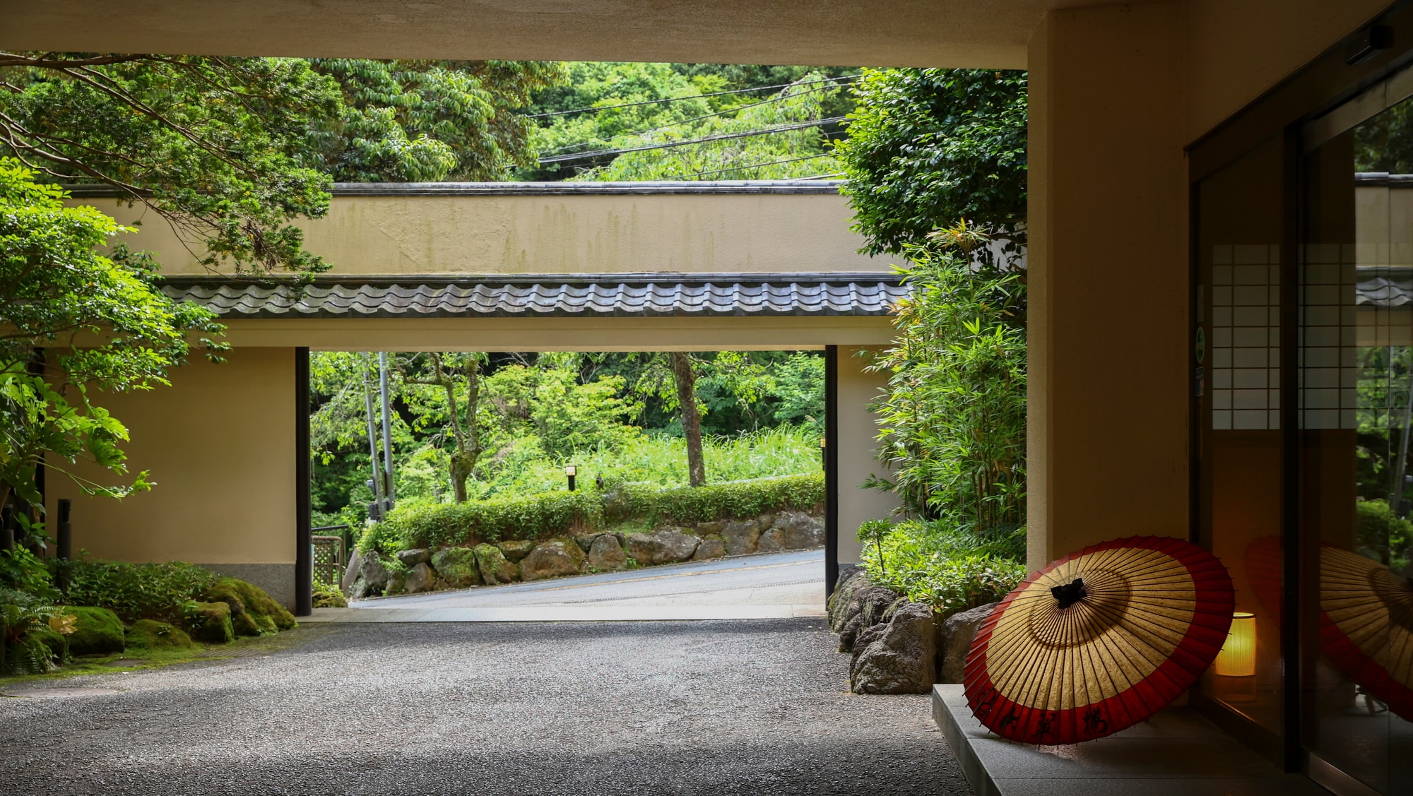 【正门】汤河原温泉，日本最古老的和歌集《万叶集》中唯一提到的温泉