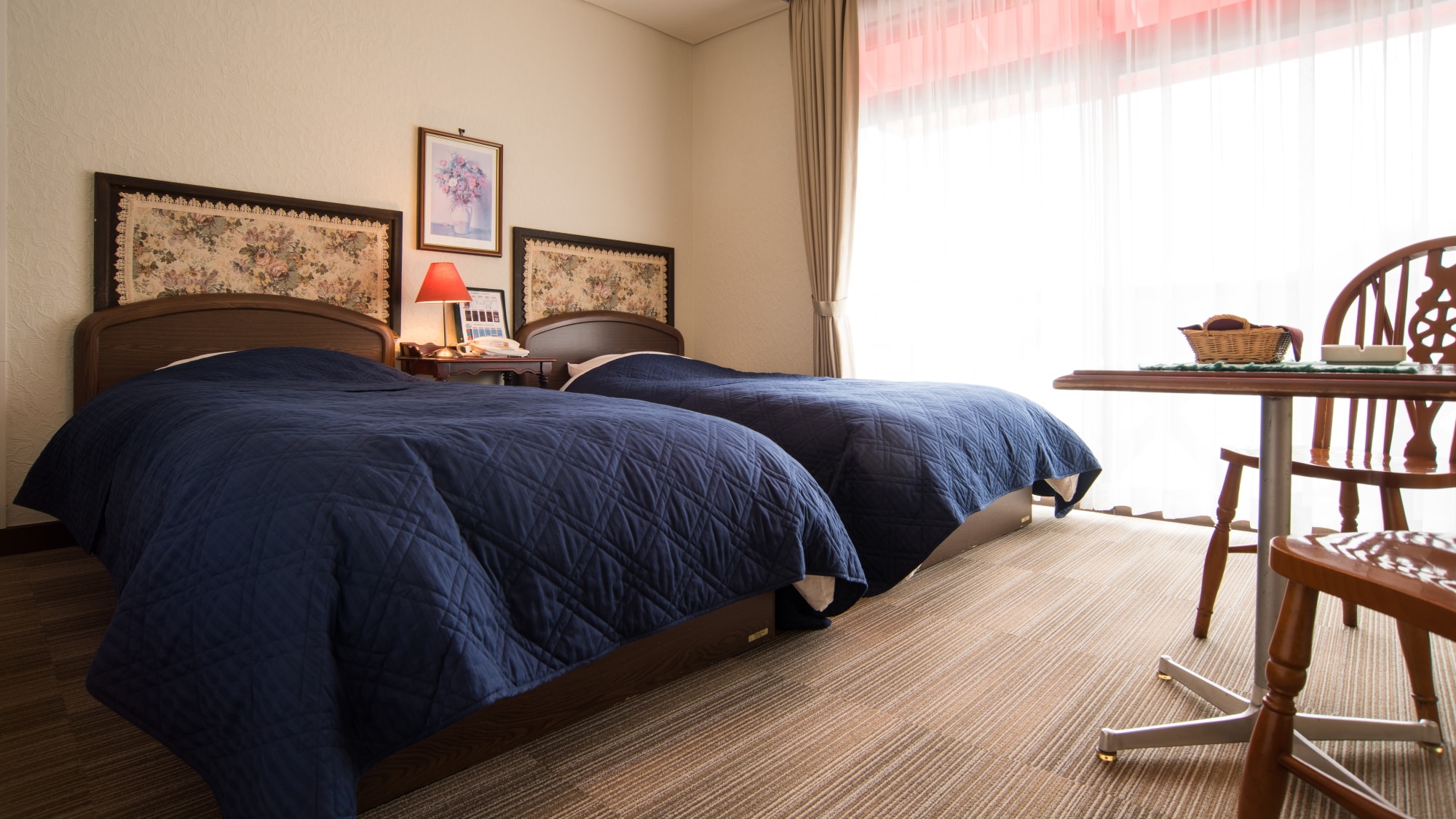 [ปลอดบุหรี่] [West Lake View] ห้องเตียงแฝดอาคารหลัก [22 ตร.ม.]