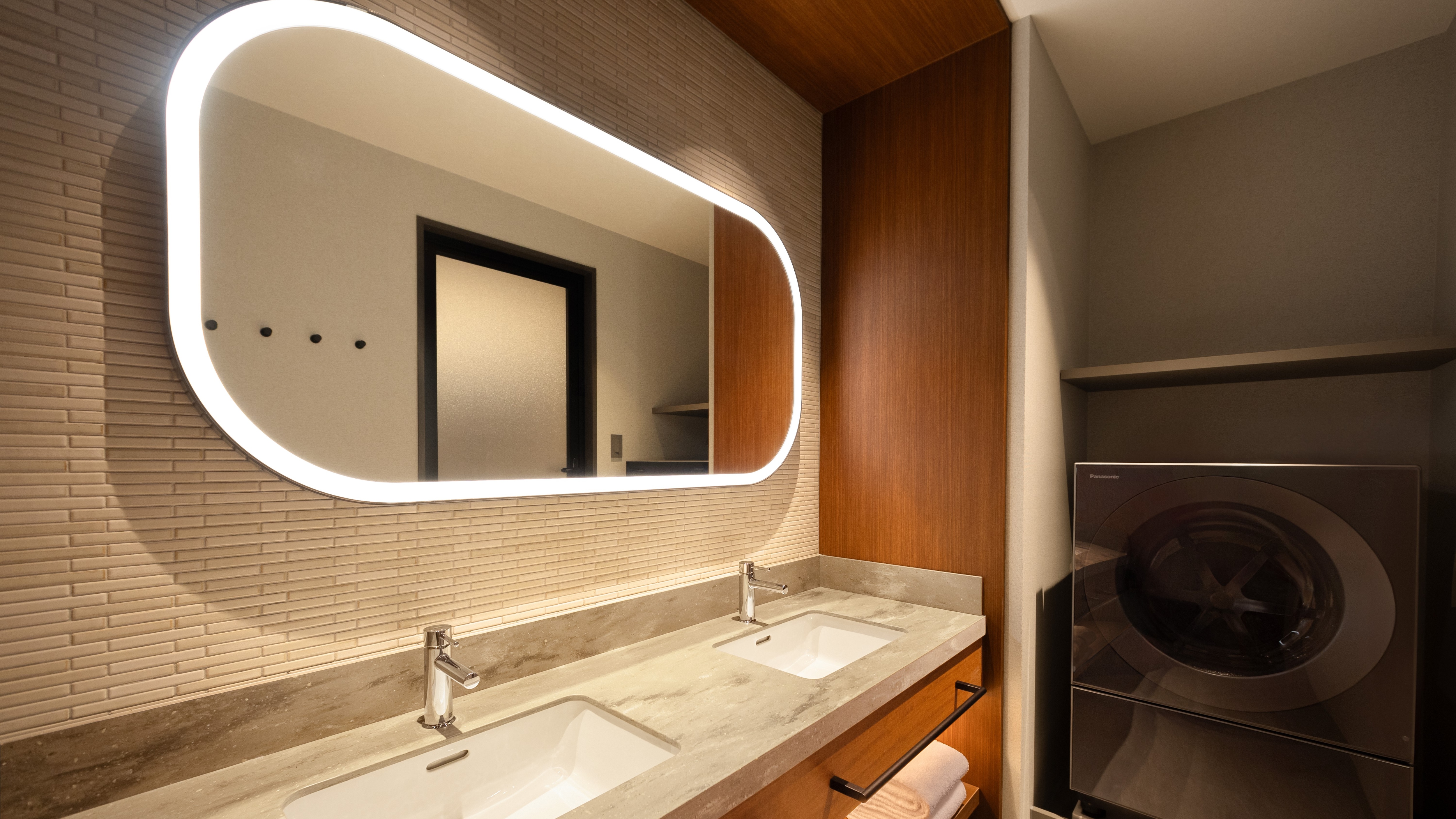 Phòng tắm Oriental Premier Residence