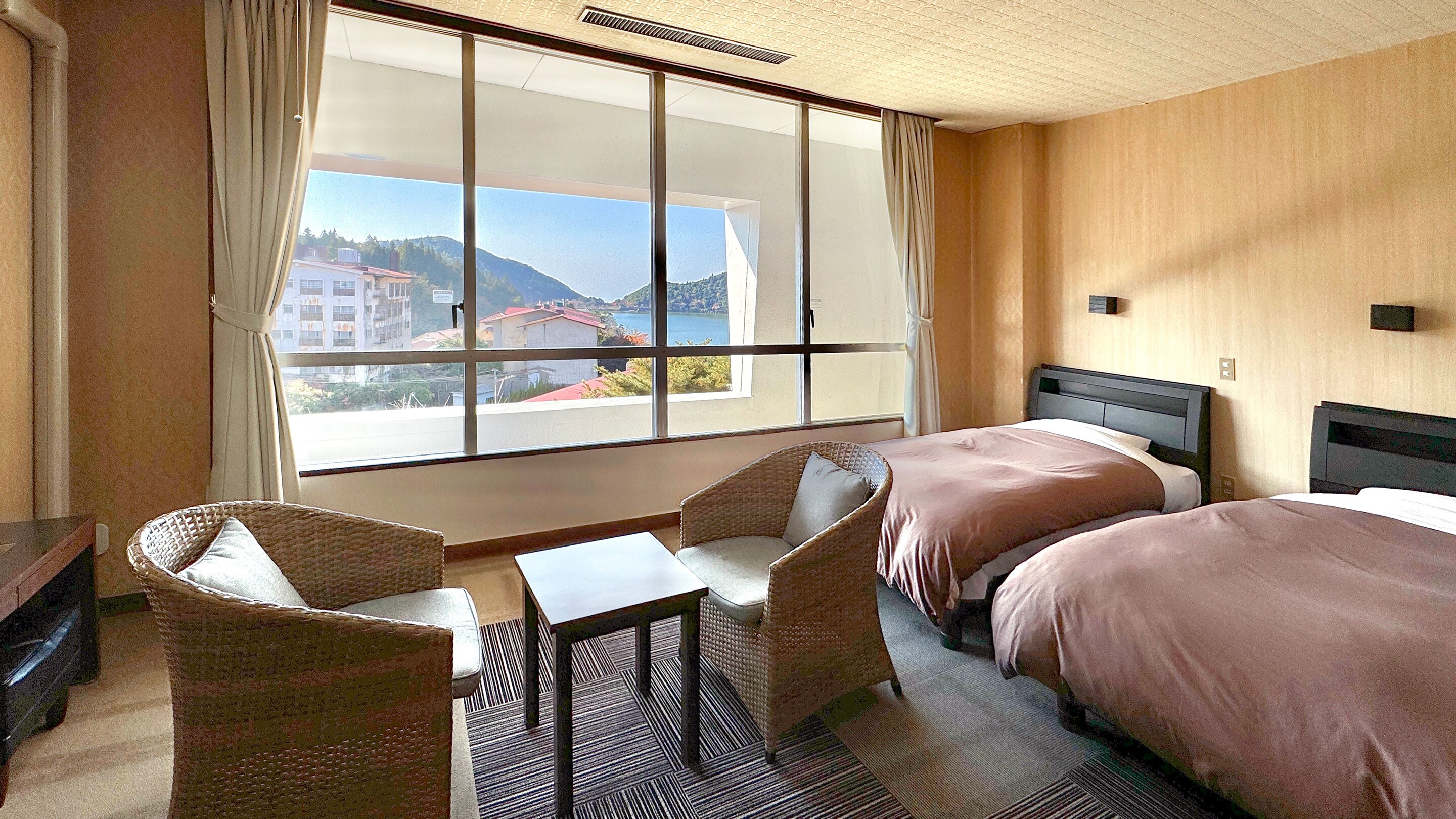 Kamar Superior Twin Jepang-Barat