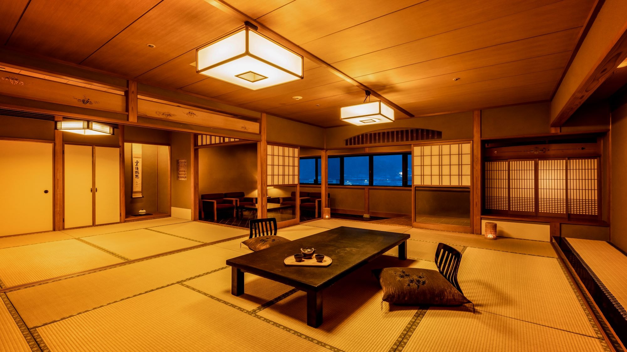 Superior Japanese-style room (18 tatami mats) x 2 rooms