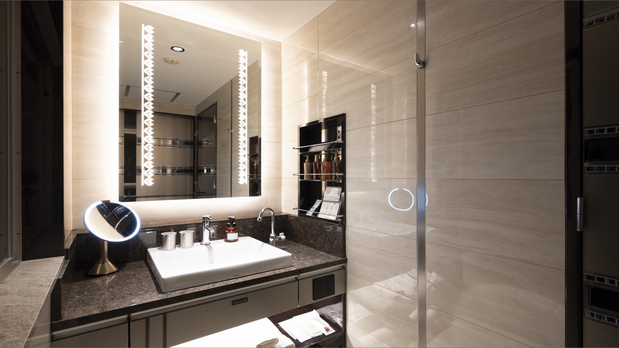 Junior Suite Room