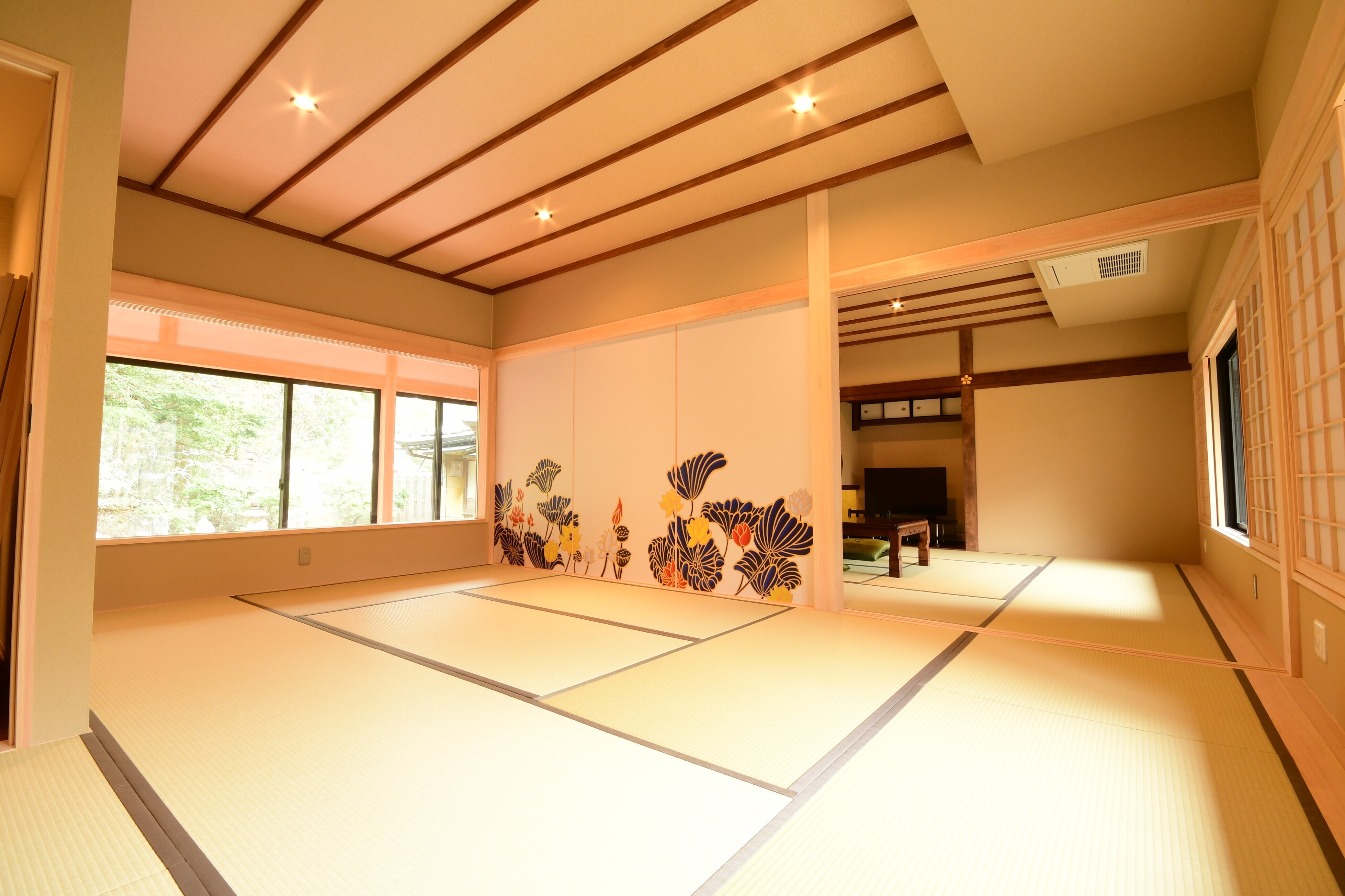 Jr. Suite Night Garden View Example