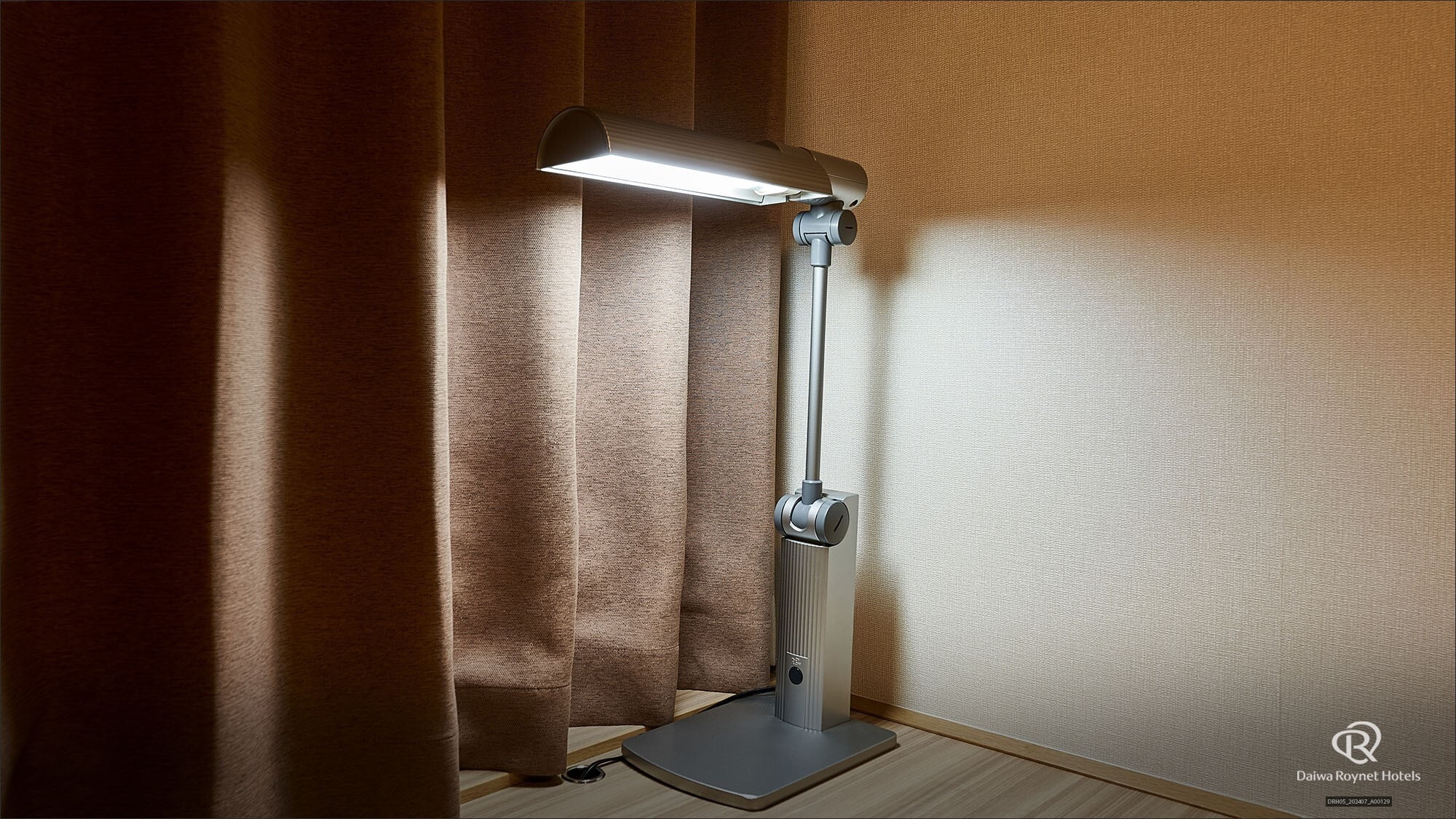 lampu meja