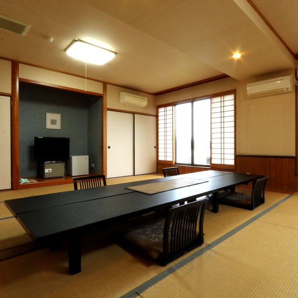 ◎ [Room] Japanese-style room with 20 tatami mats, ocean side