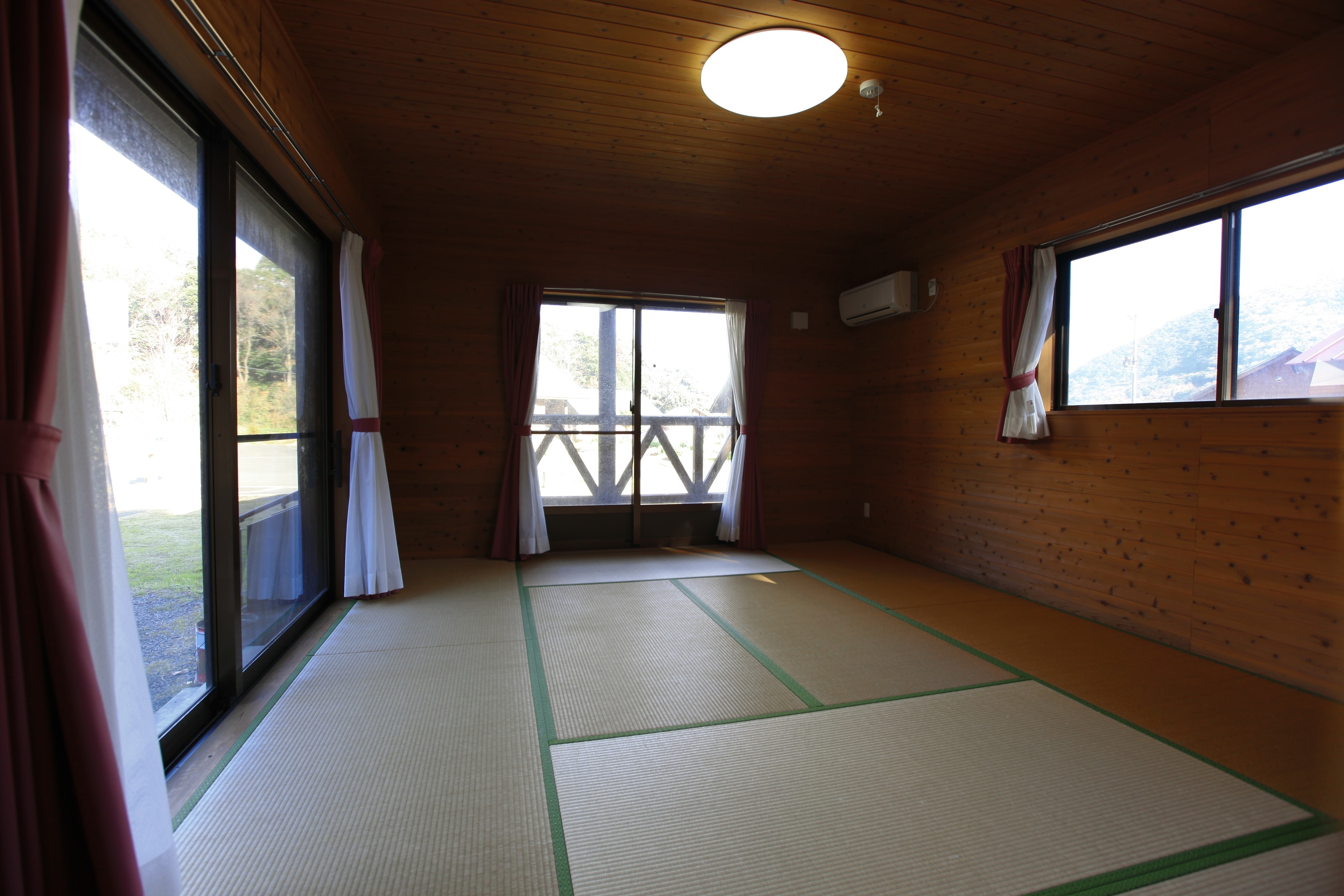 ห้องพักแบบญี่ปุ่น