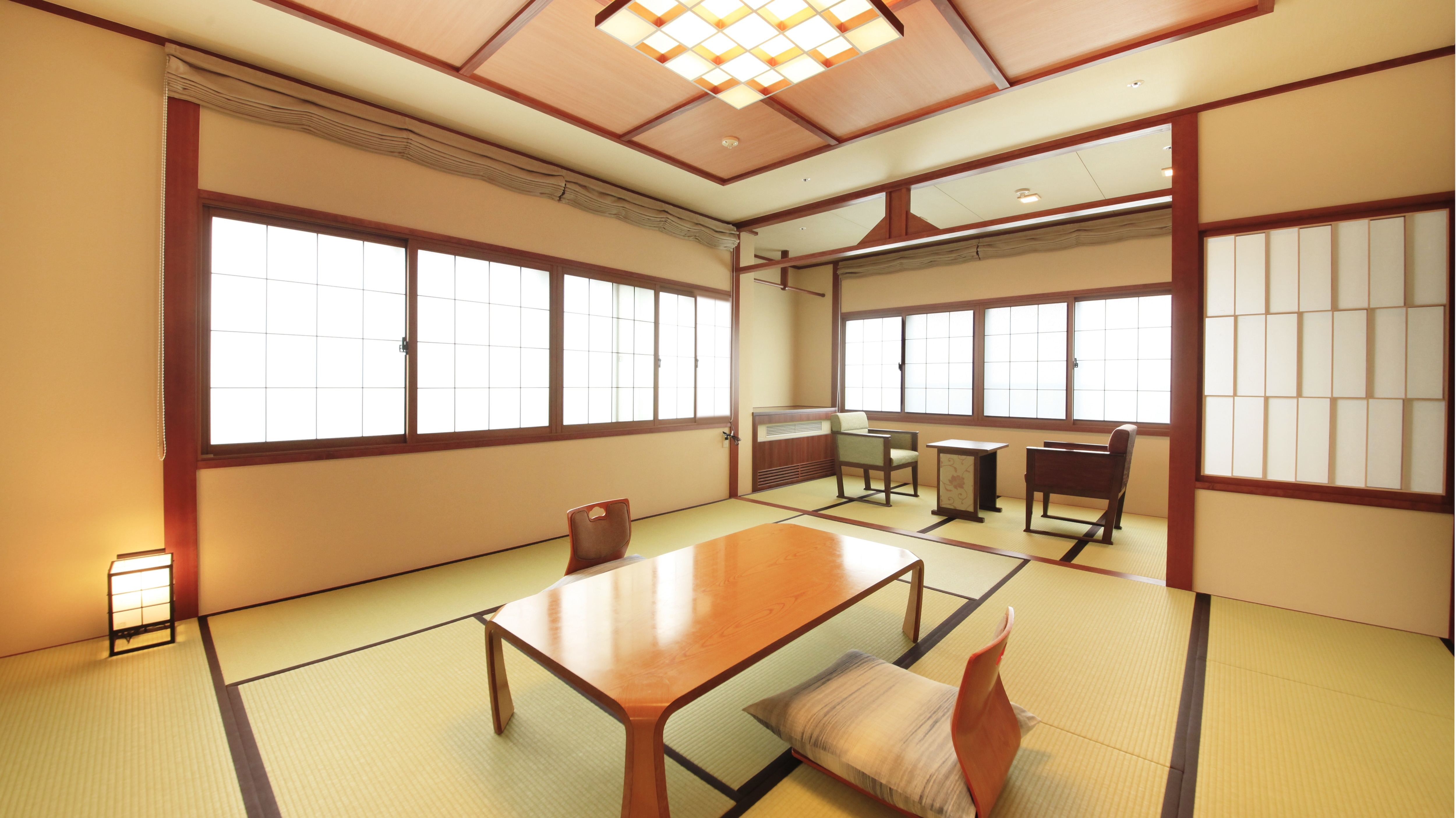 [Contoh kamar bergaya Jepang modern dengan pemandangan]