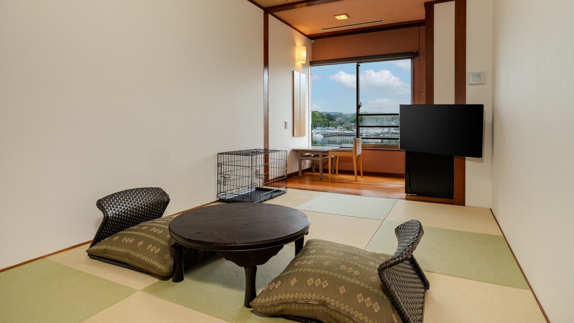 [View hướng hồ] Phòng kiểu Nhật 6 chiếu tatami