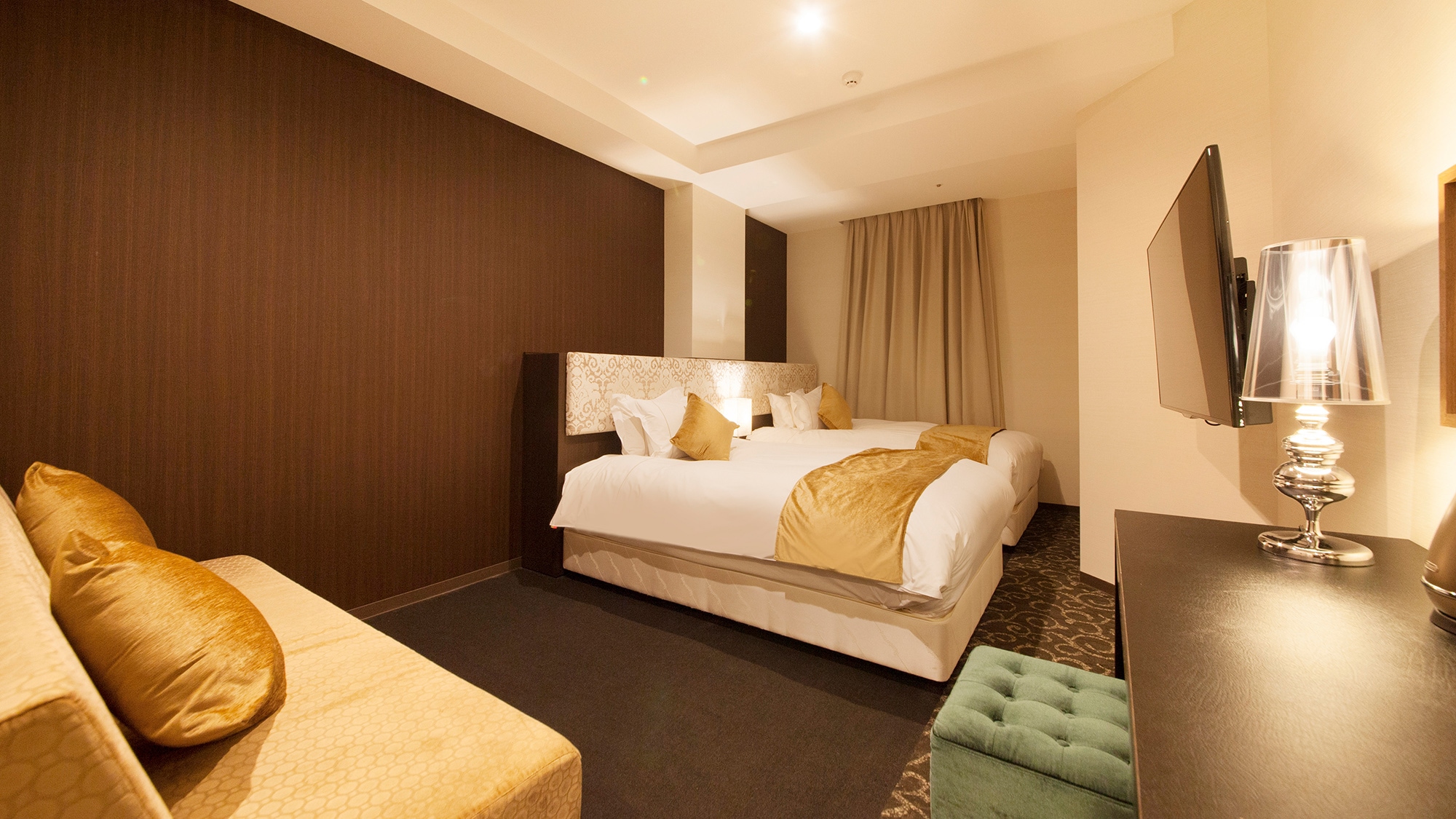 Hotel information and reservations for Centurion Hotel Grand Kobe