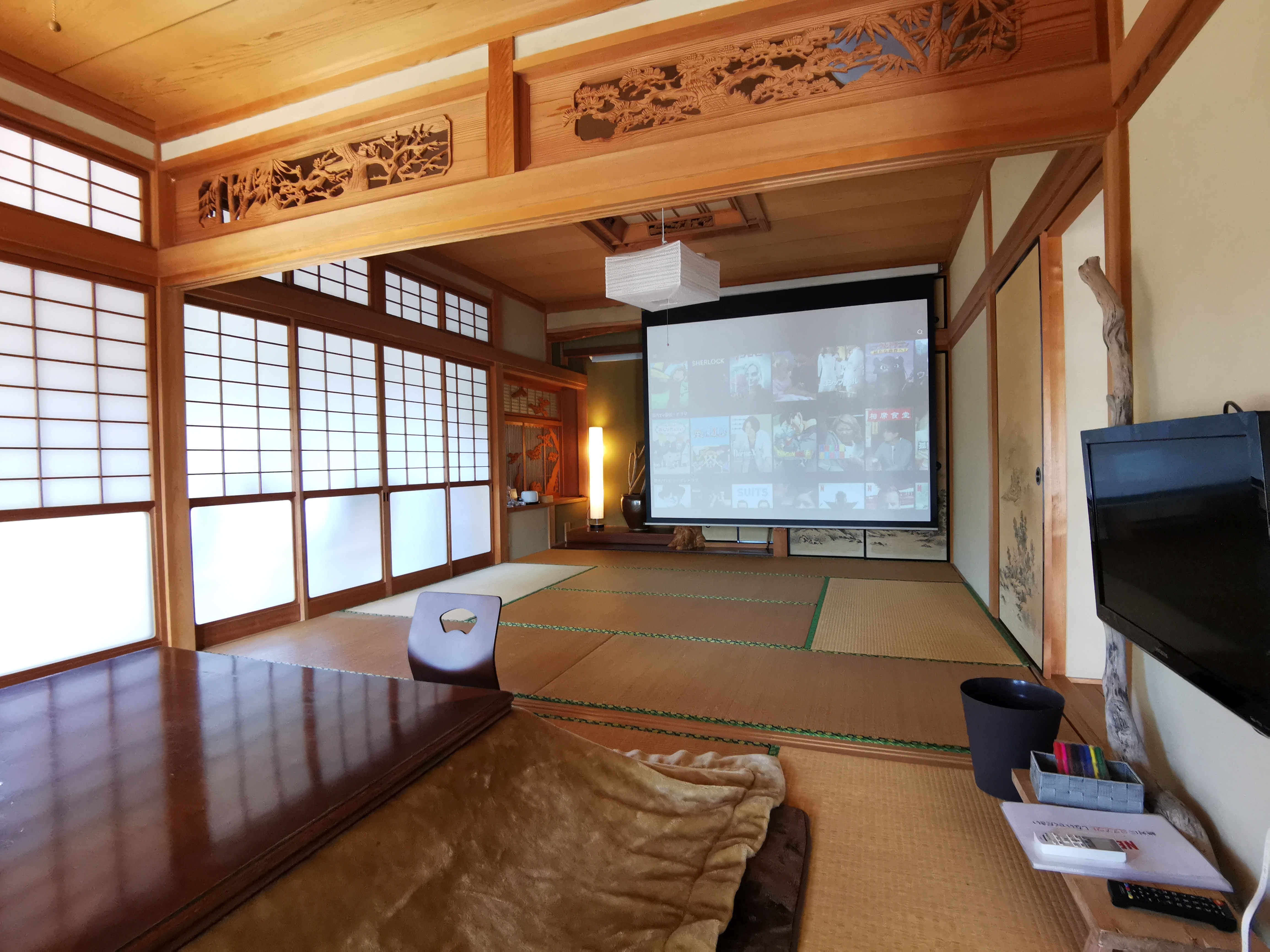 Unlimited movie viewing on a 120-inch screen