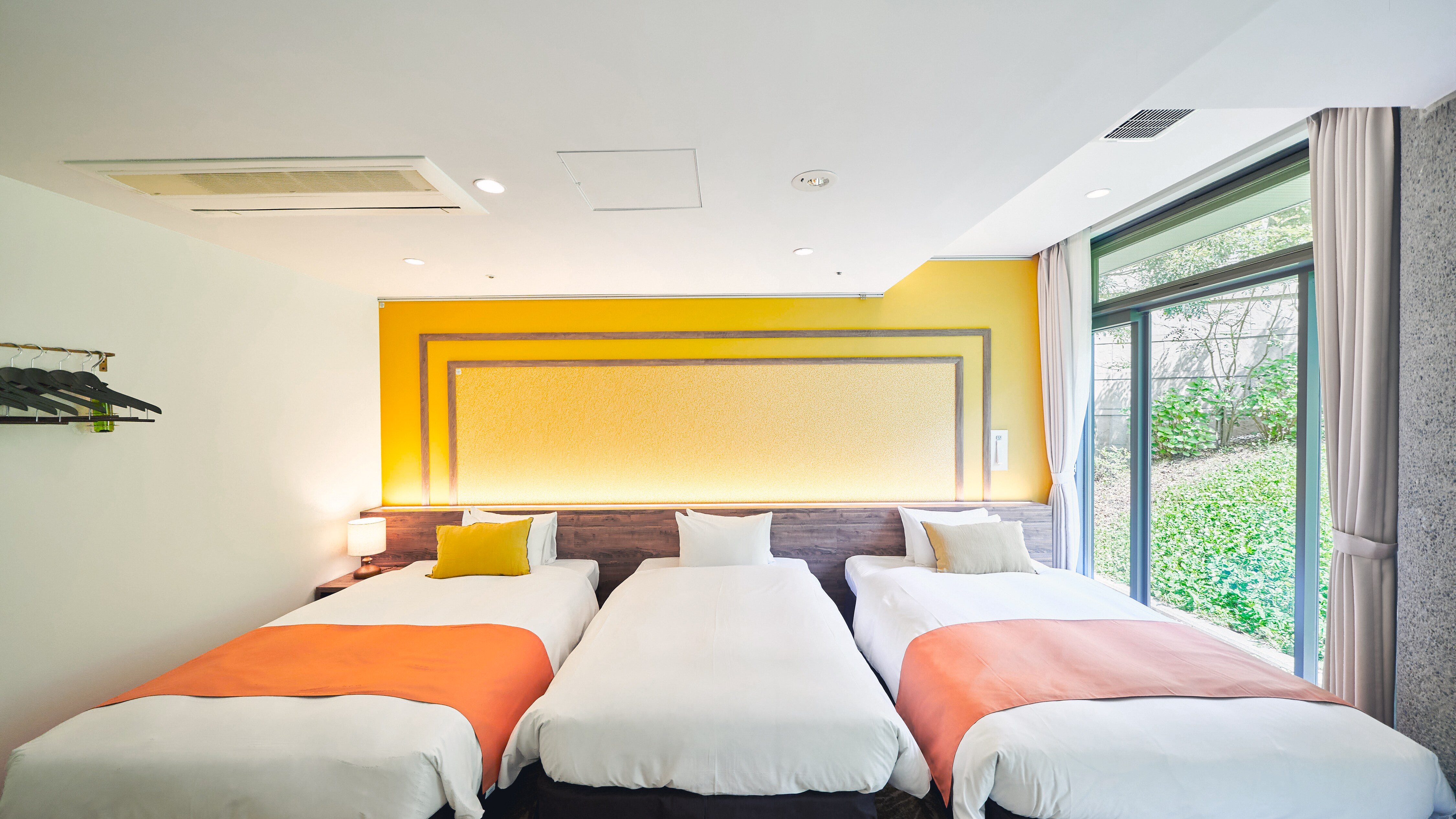 Deluxe Twin Room A