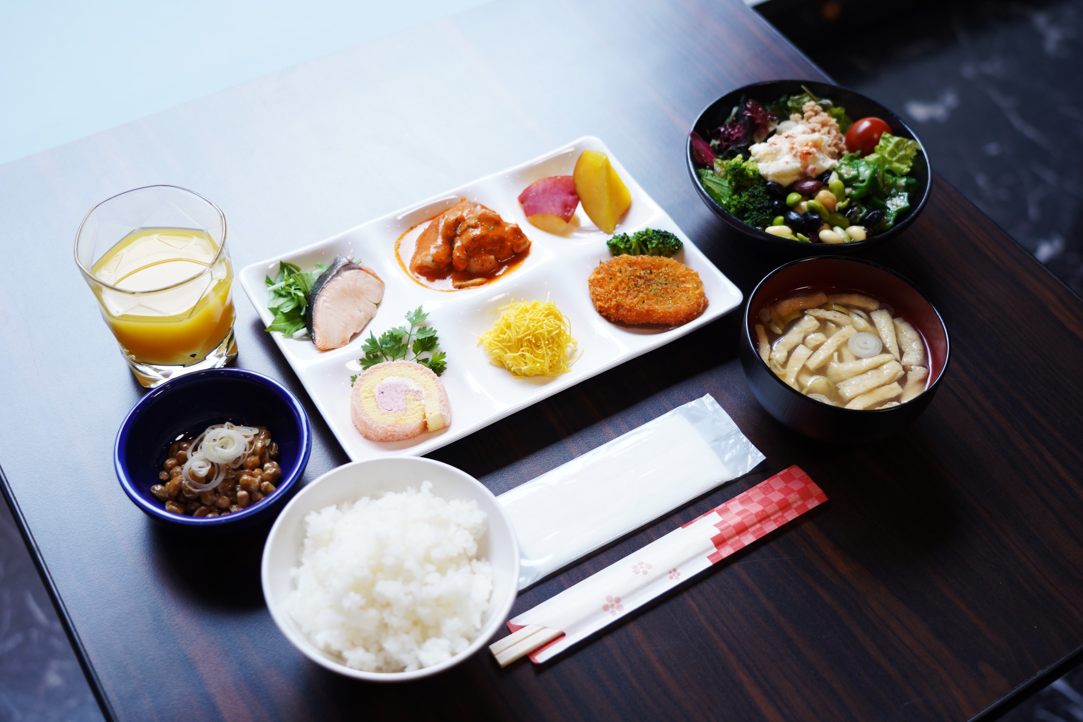 Buffet breakfast arrangement example