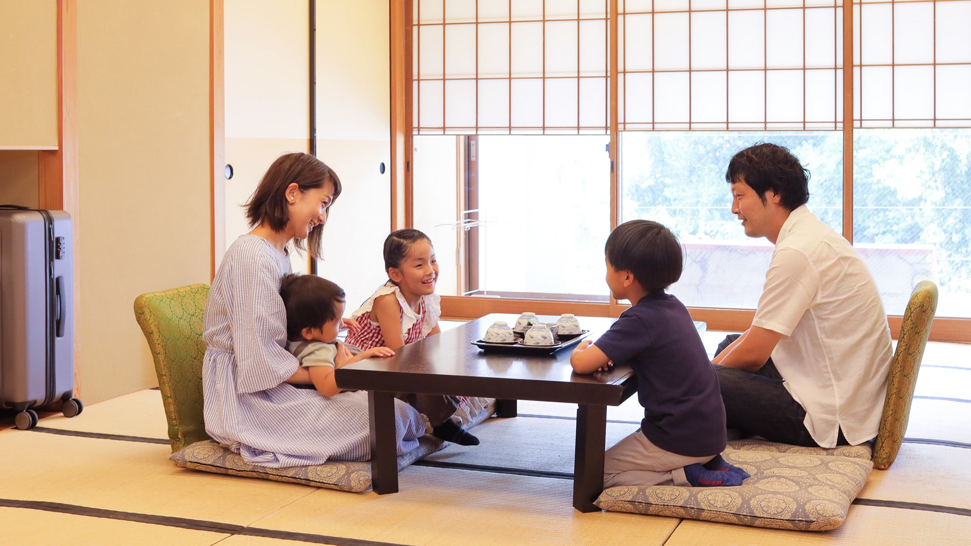 The Japanese-style room is a relaxing place for the whole family to rest in peace.
