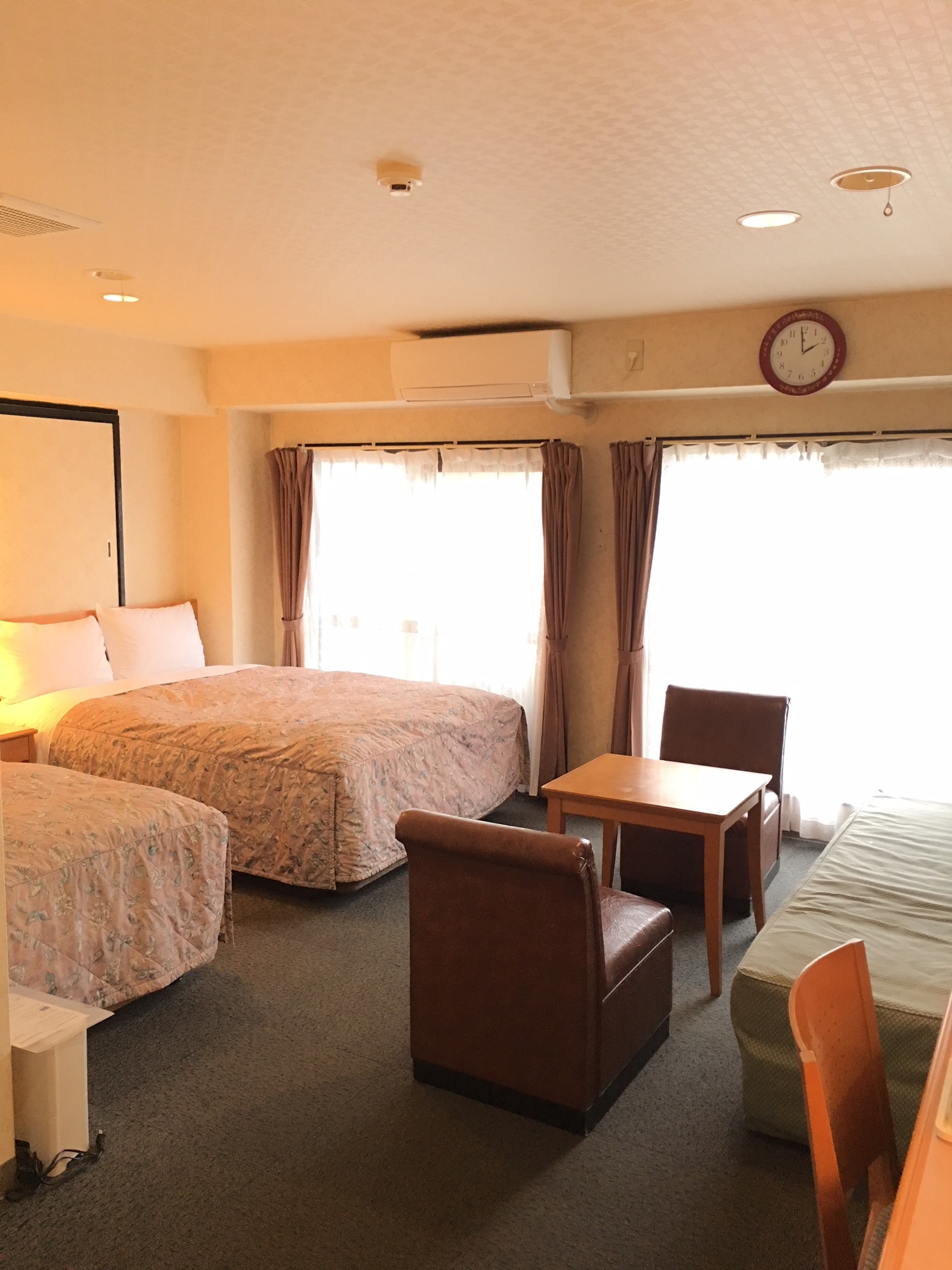 디럭스 트윈 ROOM2