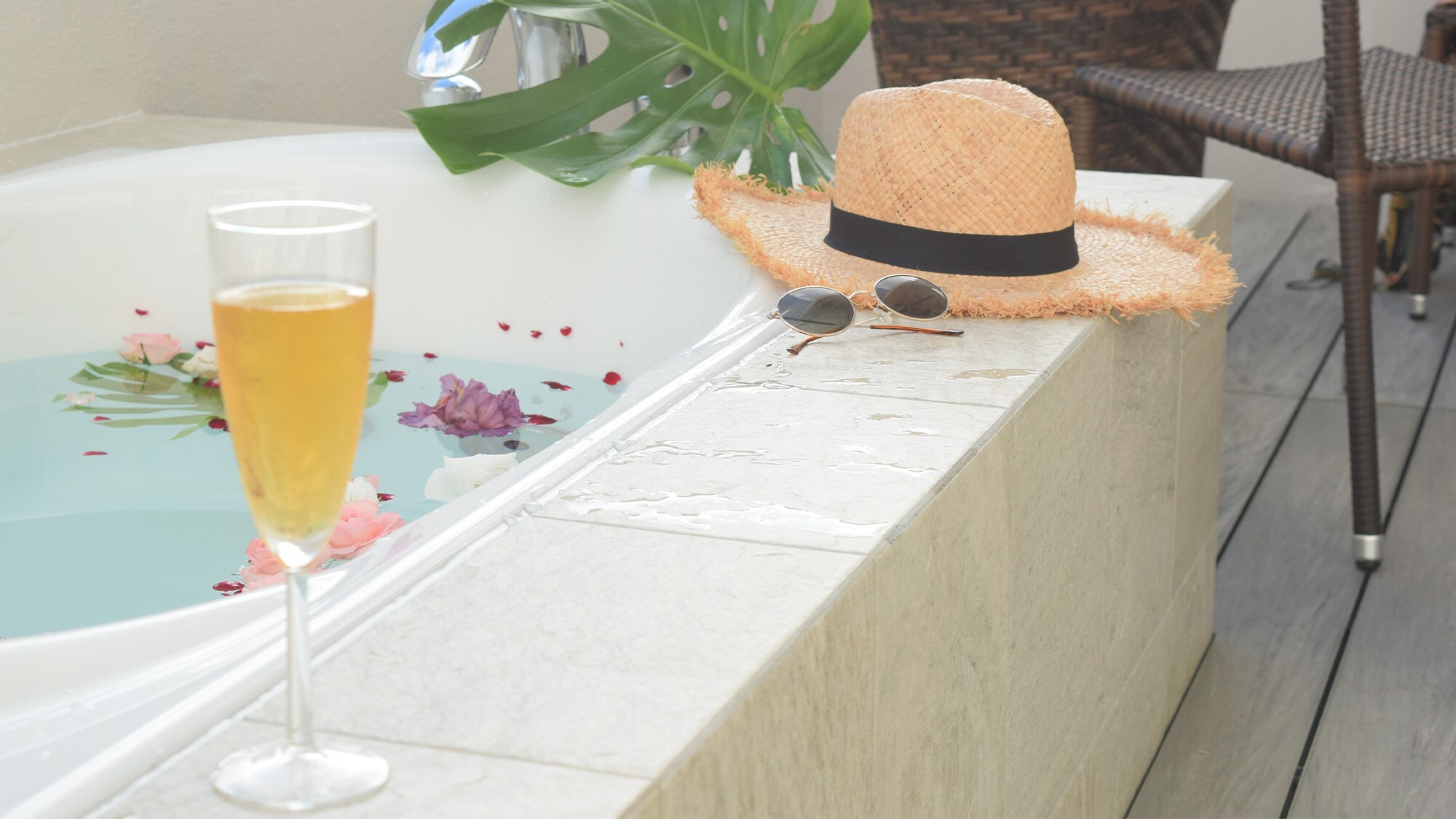 ◆ Suite Room only-Balcony with jacuzzi-