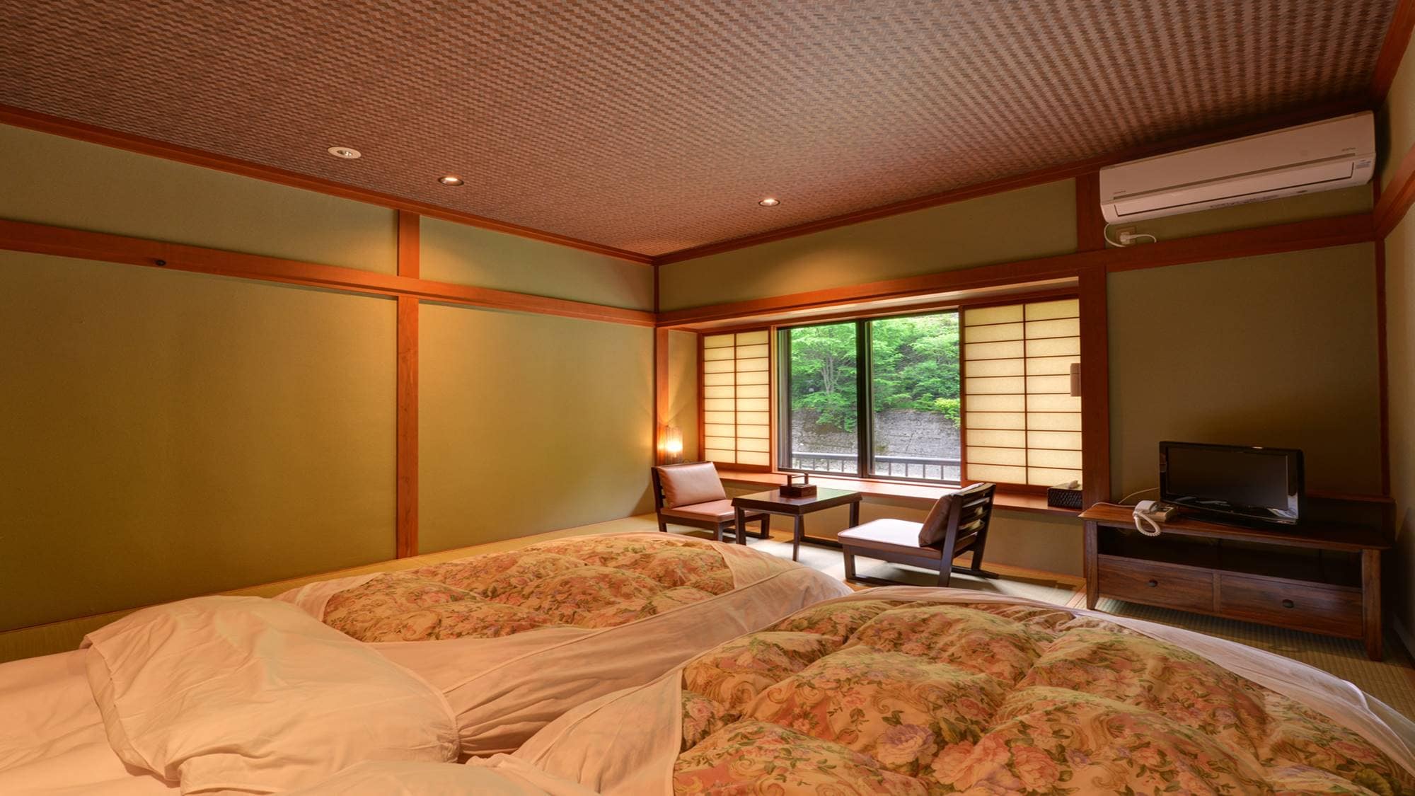 * New Japanese-style room (Ai) / Newly opened room along the river. Please enjoy the natural scenery from the window.