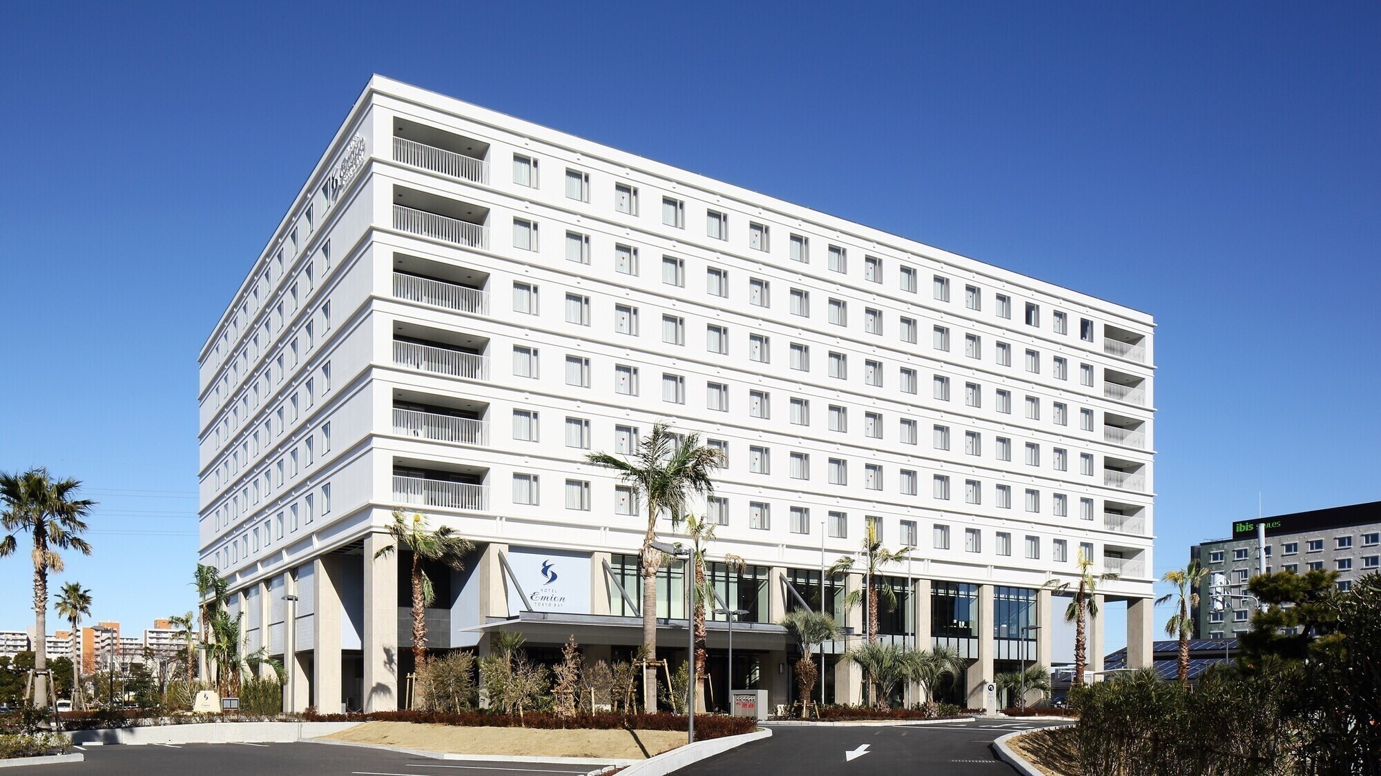 外観（エミオンスクエア）