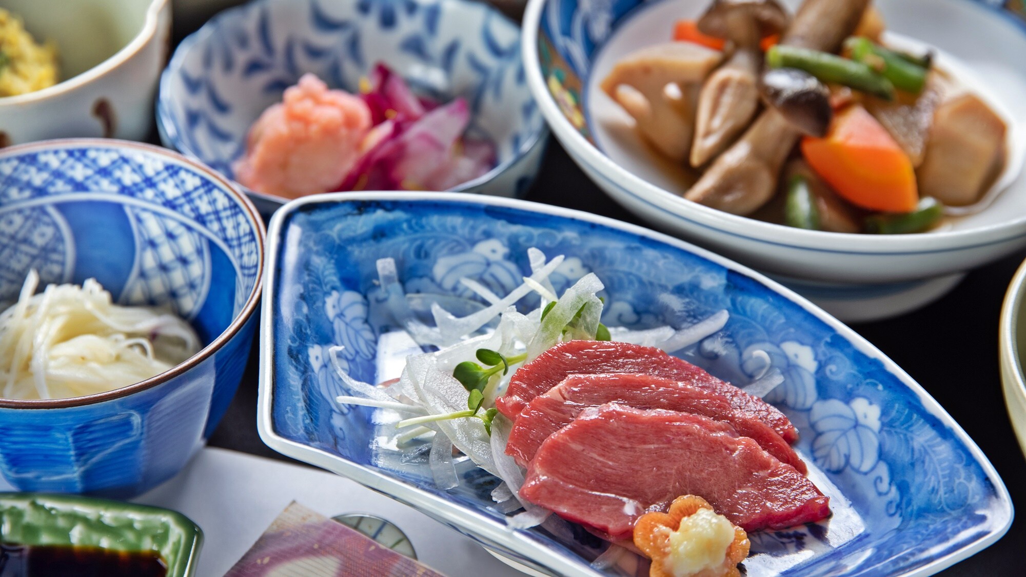 *晚  餐/甲心怀石料理（升级版）新增信州牛肉铁板烧、马肉刺身、信州三文鱼！