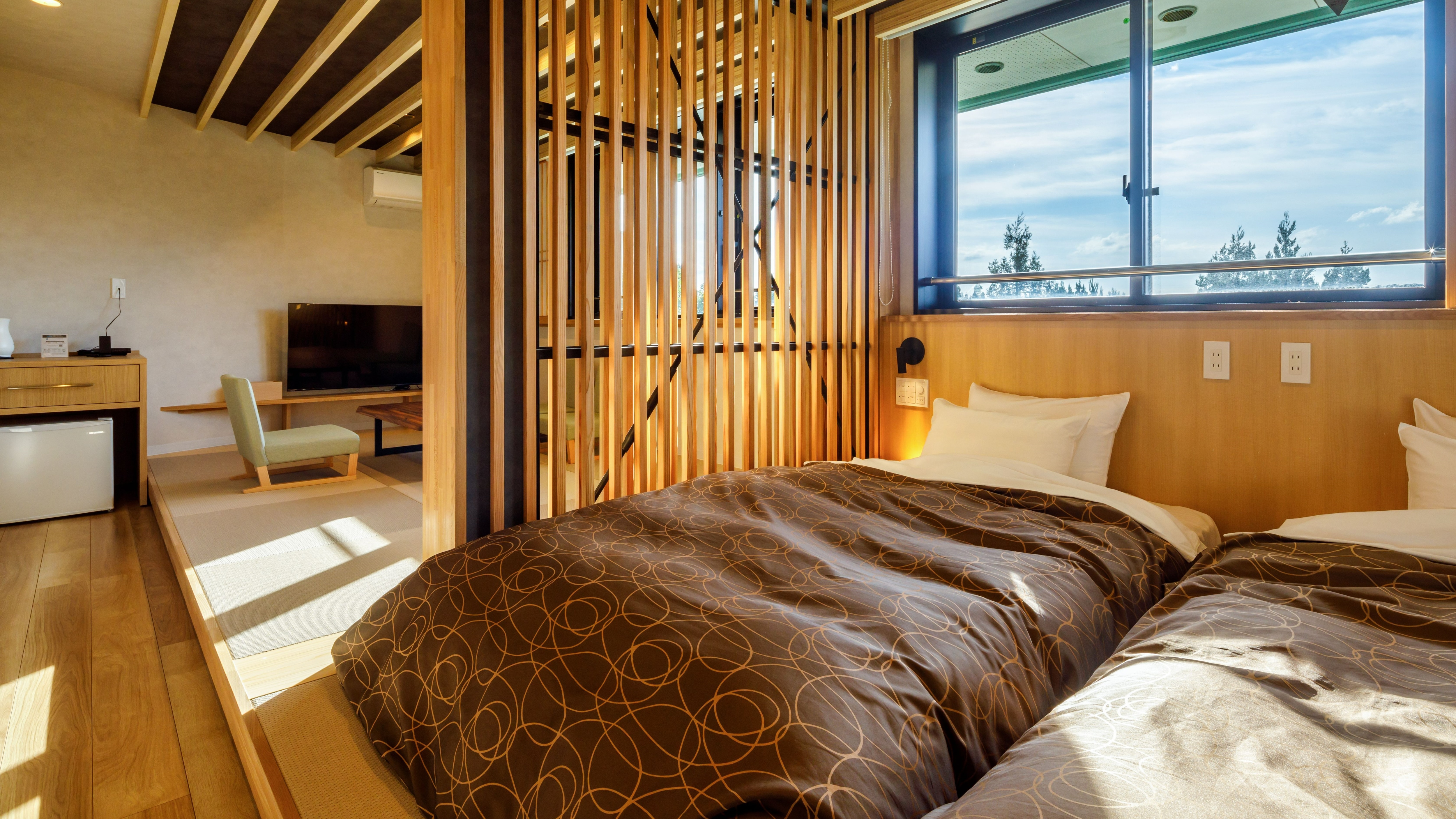 Superior Japanese-Western room (34 square meters/Simmons bed)