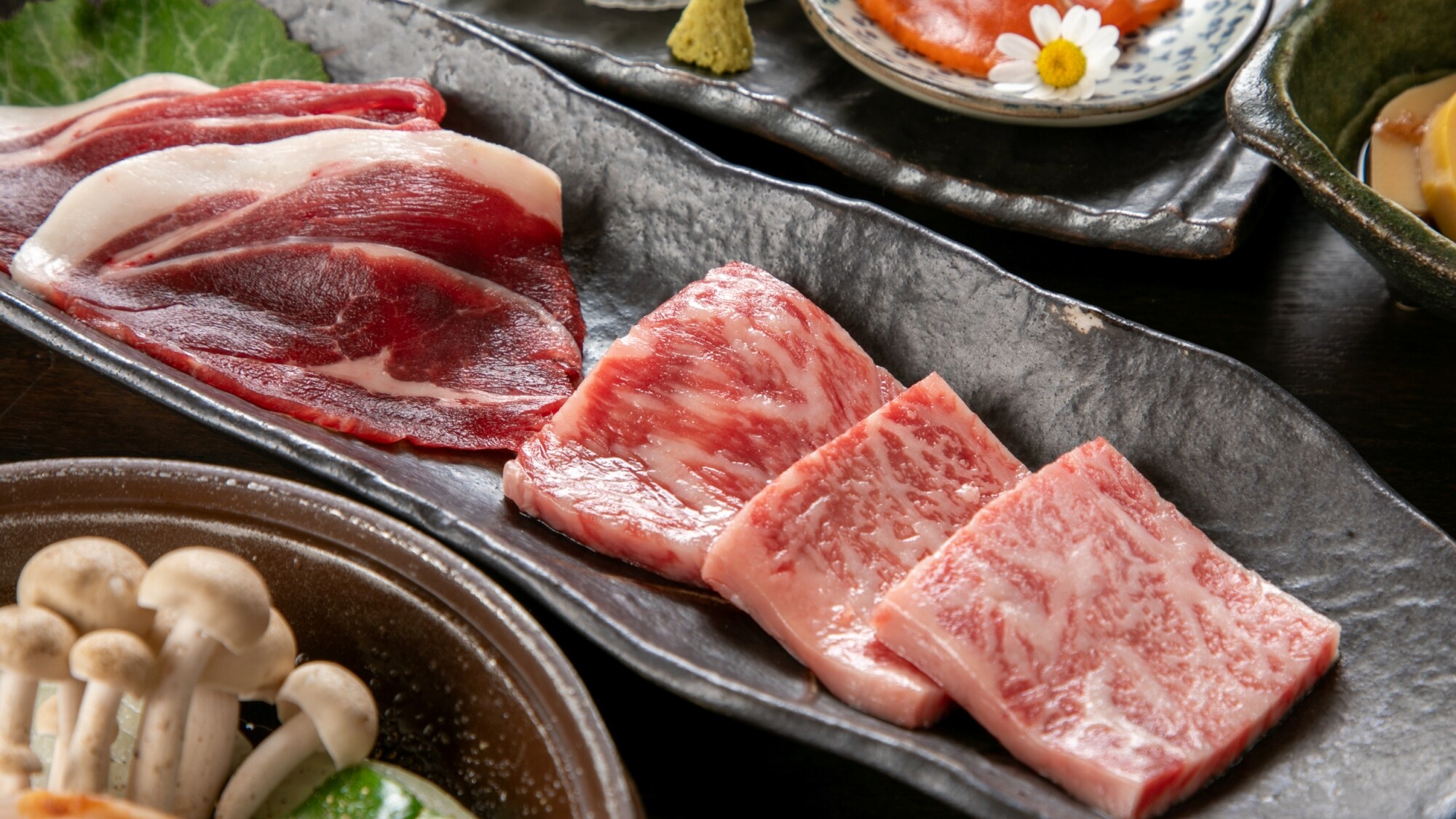 【요리】 맛과 단맛이 입에 퍼지는 토치기 와규와 영양가가 높은 국산 고기