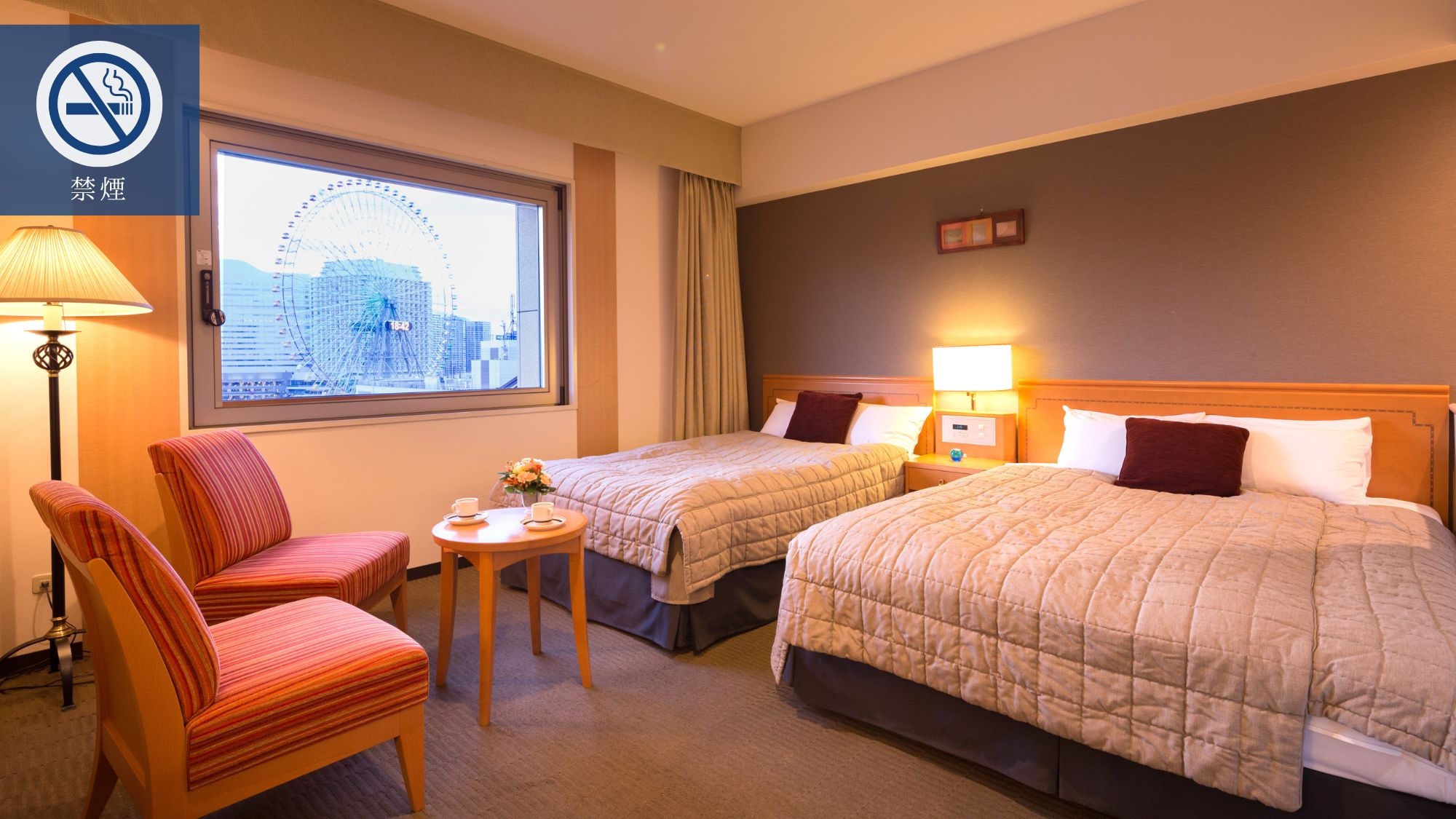 [Deluxe Twin: Non-smoking] (No view specified) Double bed x 1 + Single bed x 1