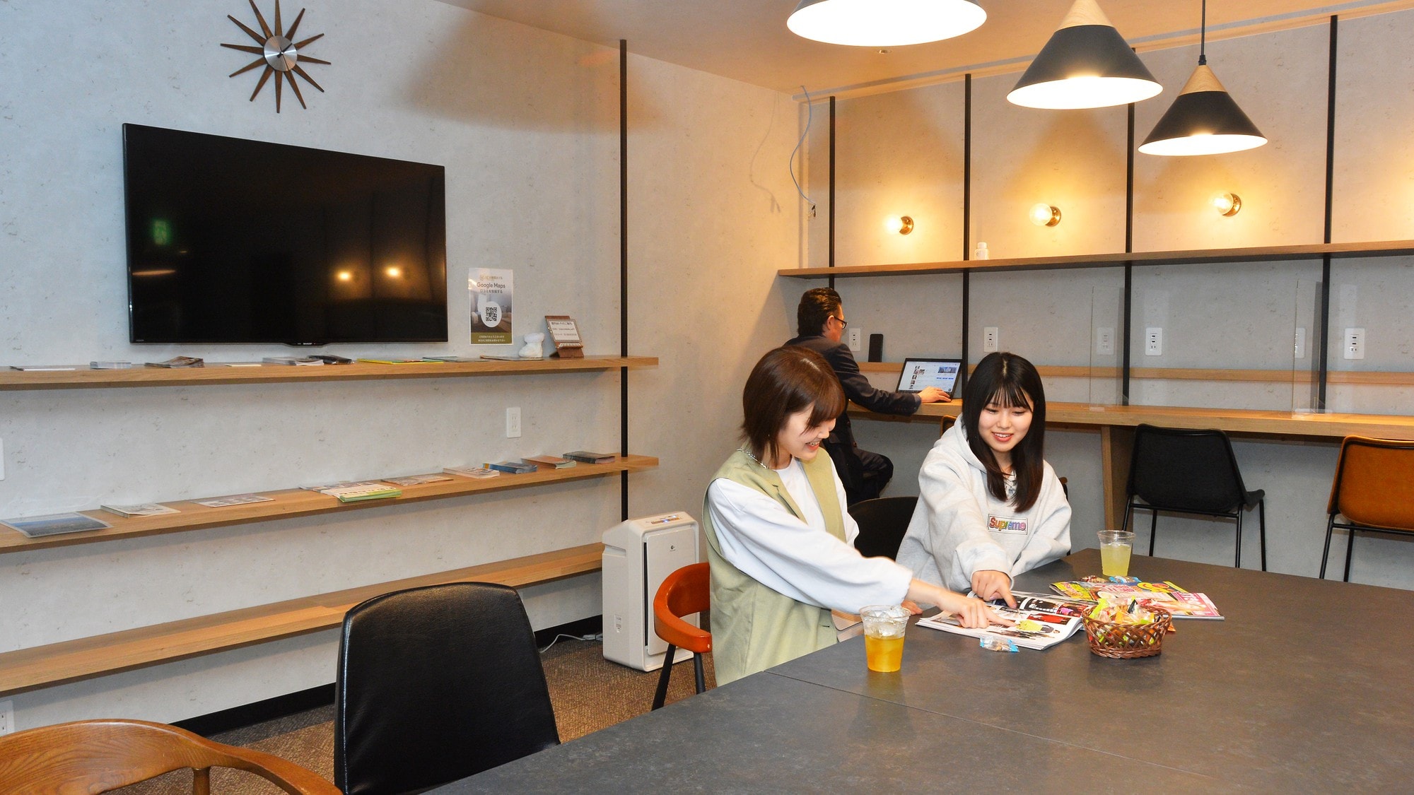 Main building guest lounge
