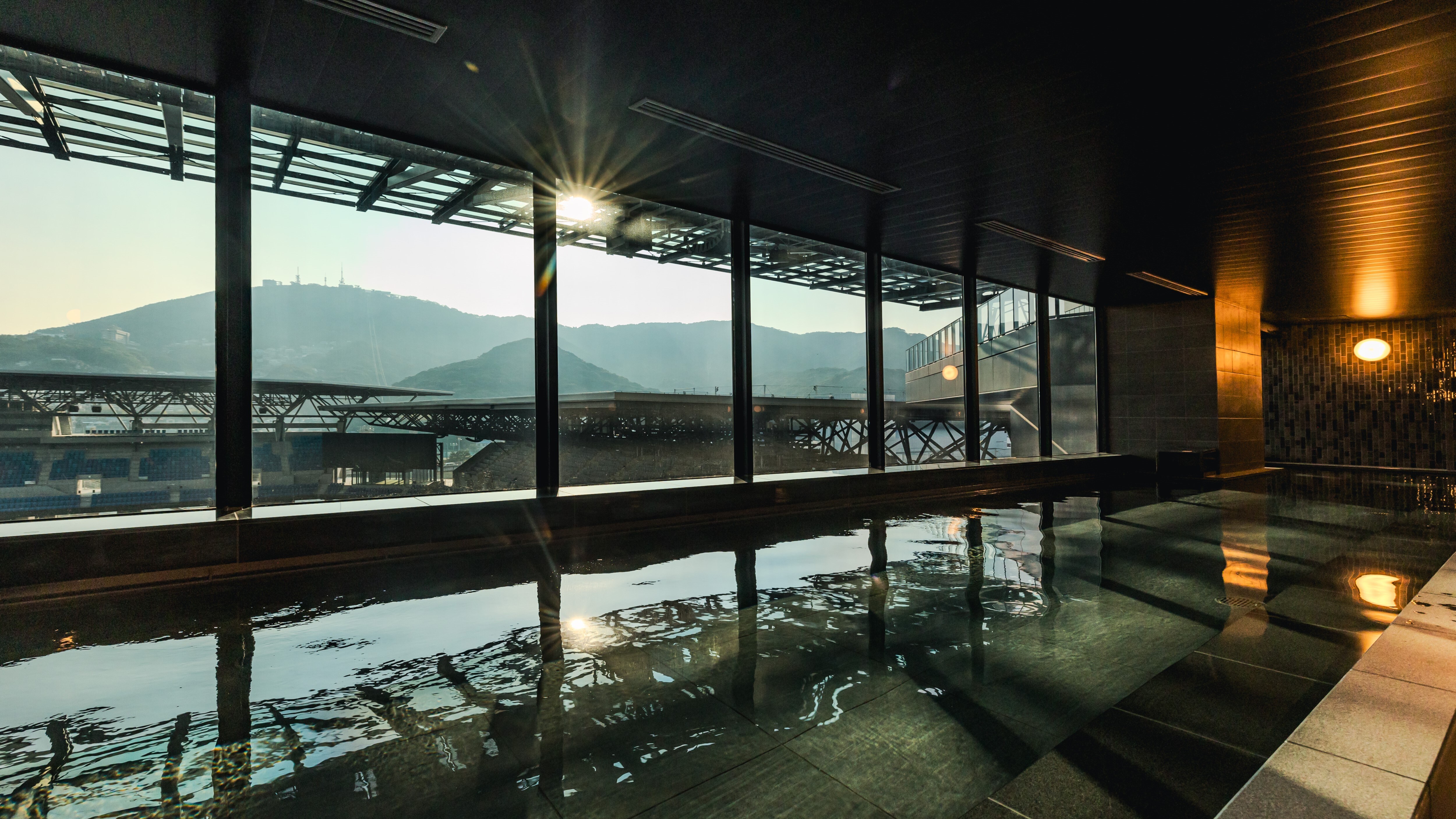 6th floor large bath (natural hot spring)