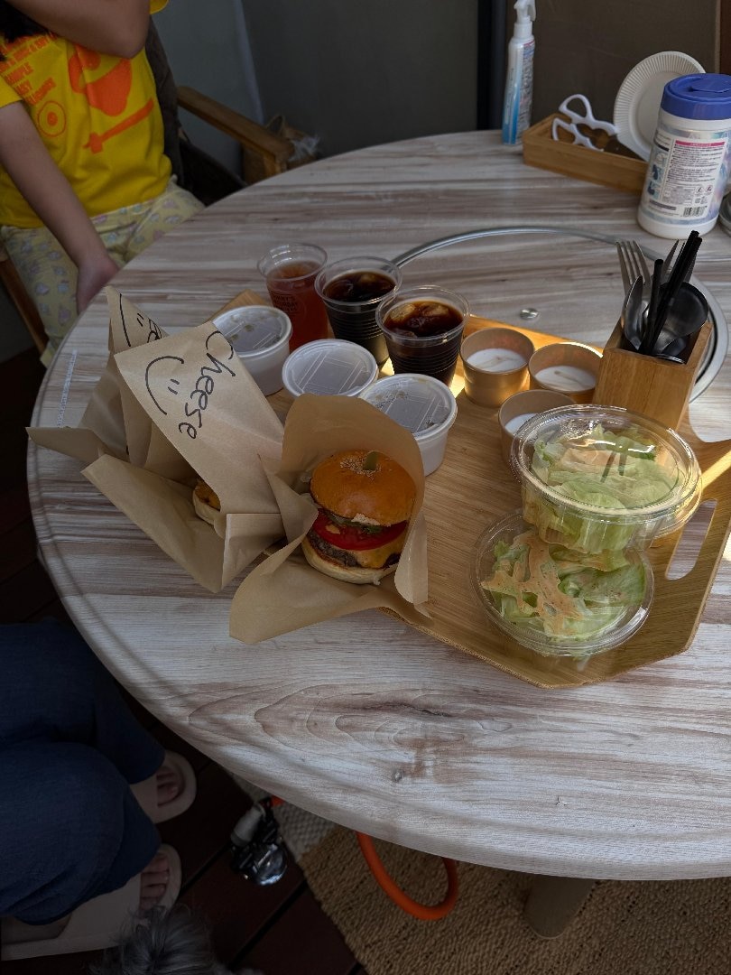 84901091-36EF-46EC-8992-E839DF81A572.jpeg