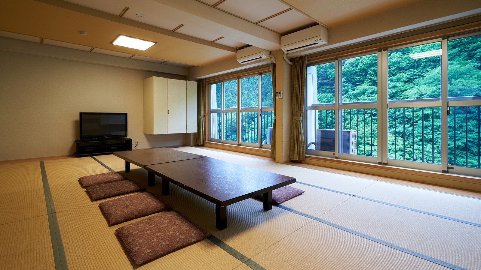 20 tấm chiếu tatami (có nhà vệ sinh)