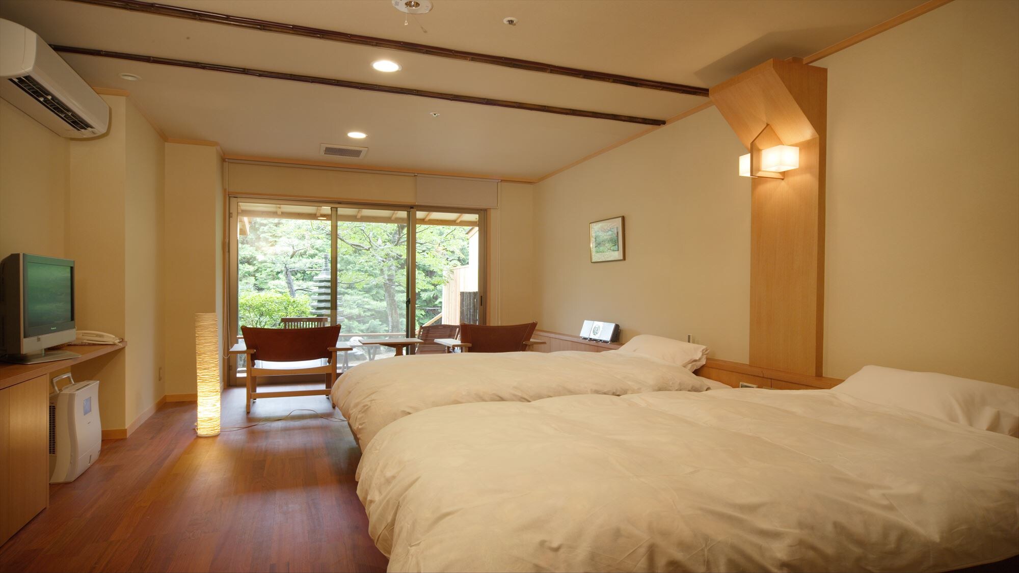 Room 136 image