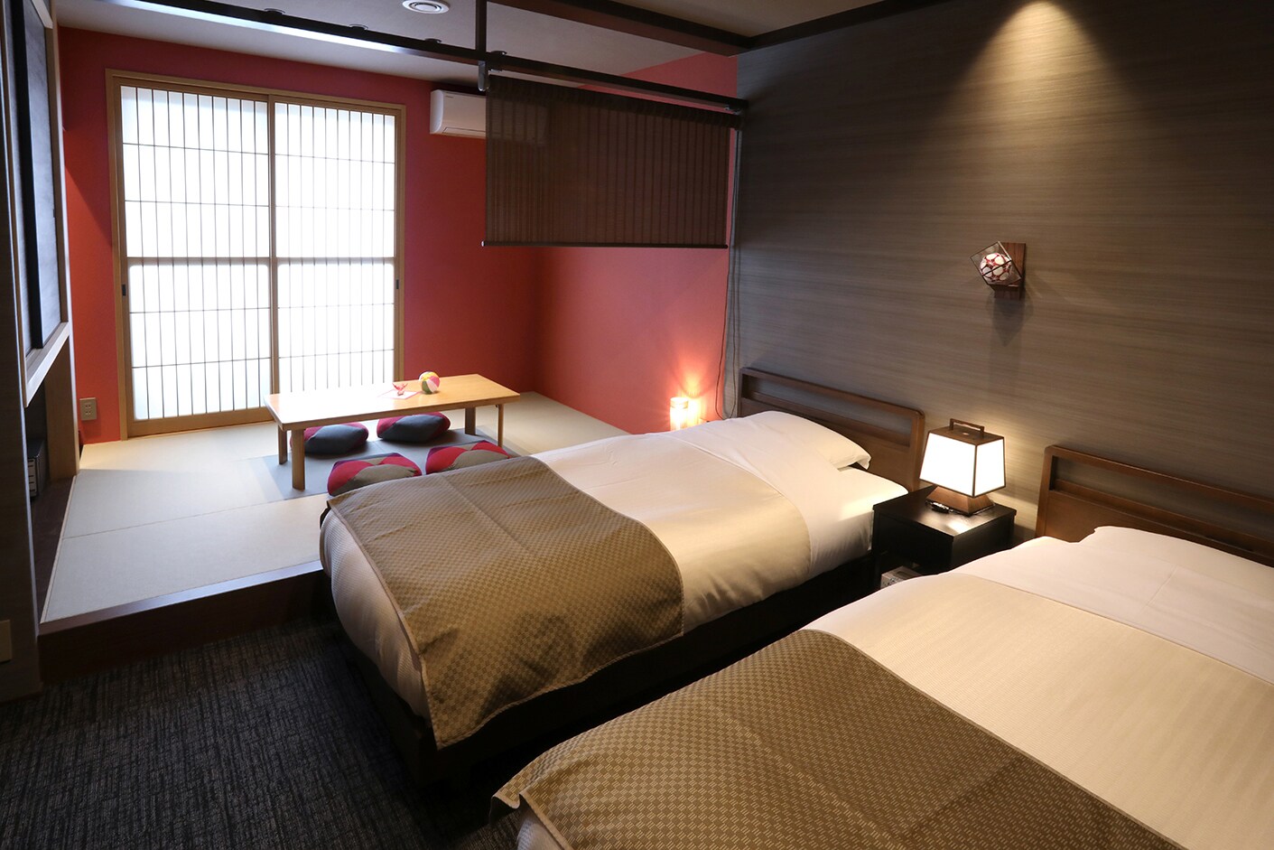 Enji-no-ma (standard Japanese-Western style room)