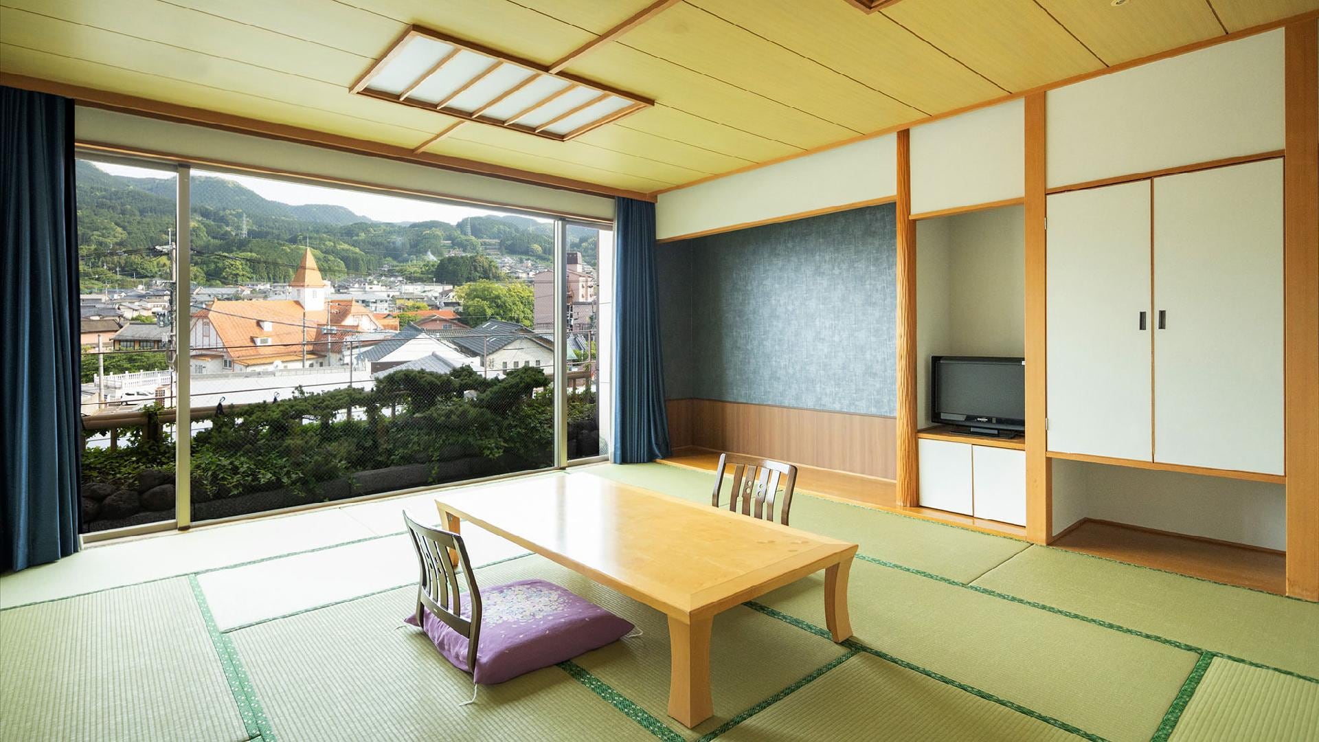 Japanese-style room (15 tatami mats)